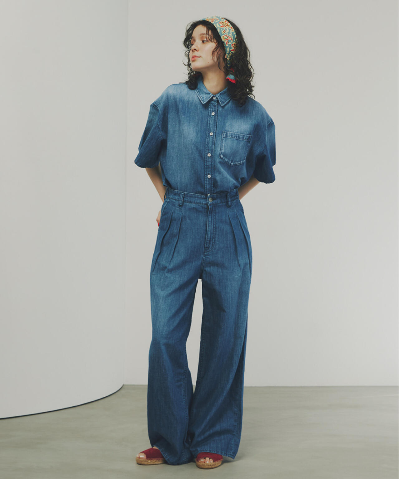 【Healthy DENIMコラボ】クロップド半袖デニムブラウス