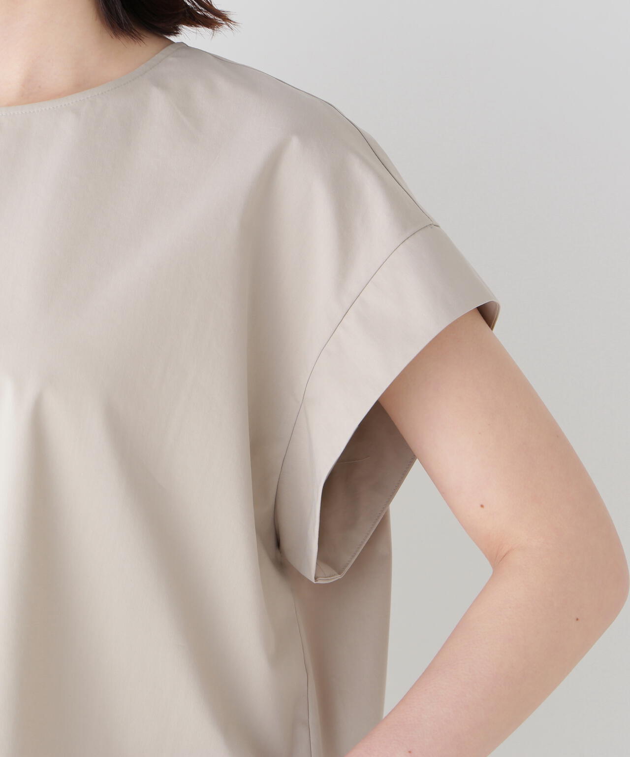 【撥水・ストレッチ】コットンポリエステルウェザーストレッチフレンチスリーブプルオーバー