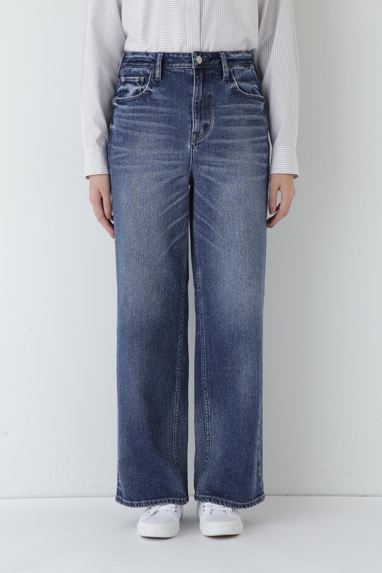 90441667-224a-55dc-b2af-aa35a6bfb8dd_Image