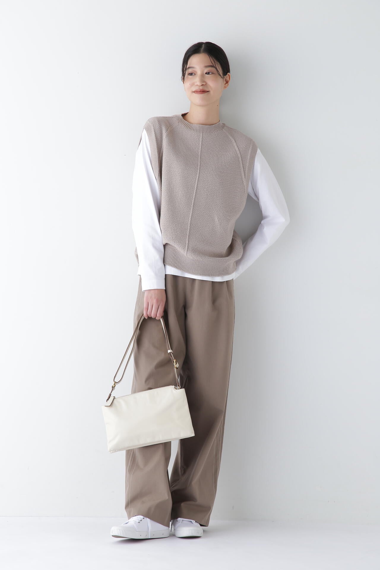 4f3fa25f-5133-533c-a345-a2ada99410a4_Image