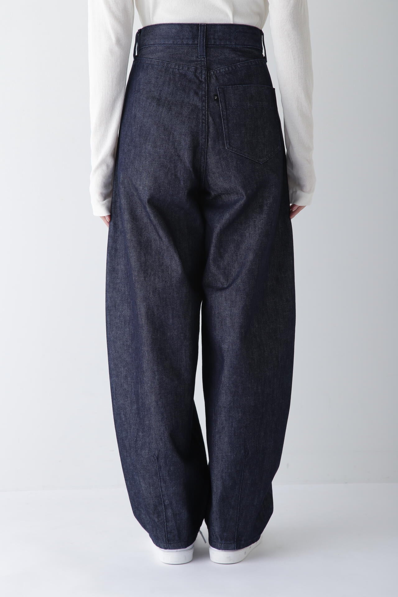 76b54fe9-e547-56e8-88ee-b194bc215625_Image