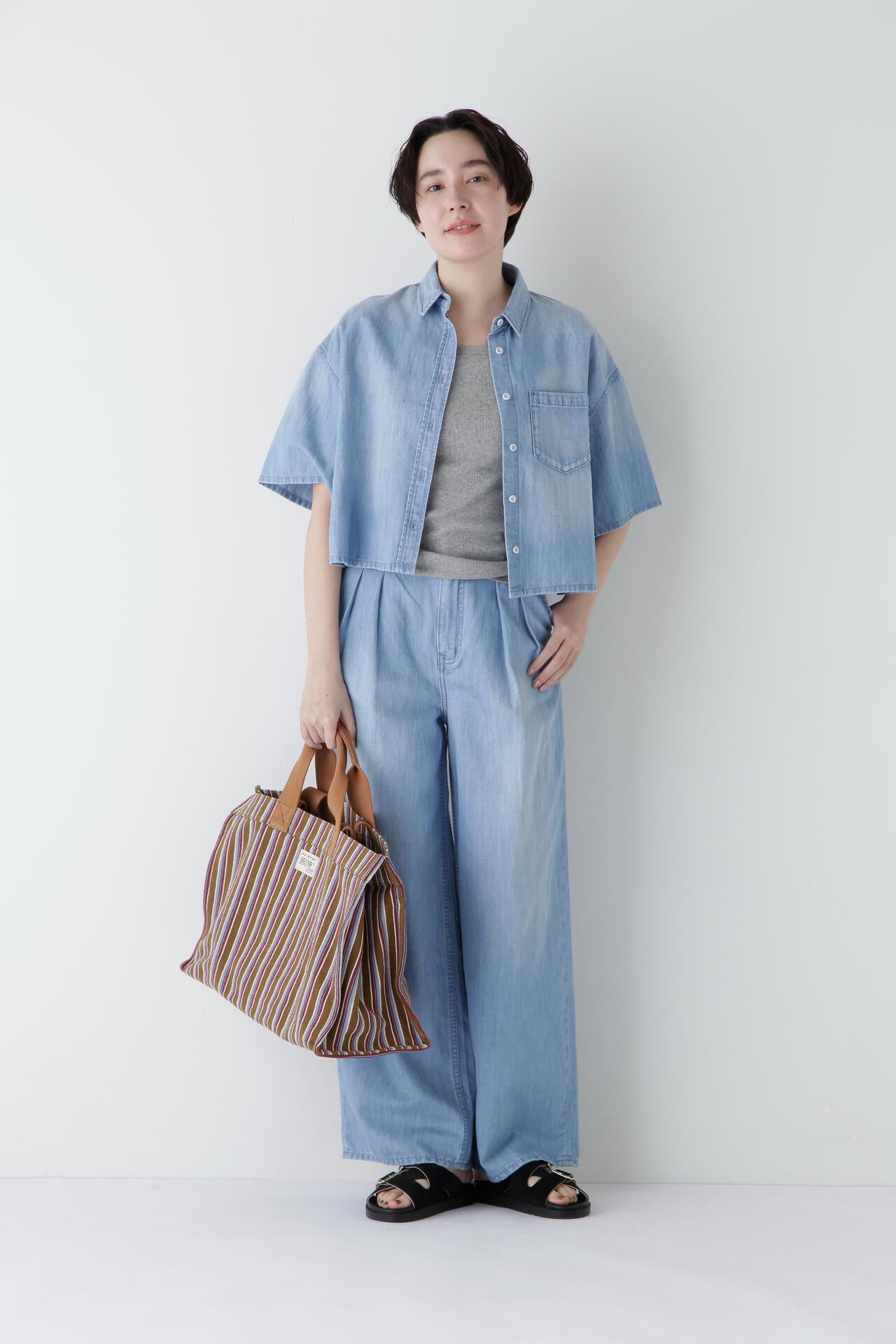 【Healthy DENIMコラボ】タックワイドデニムパンツ