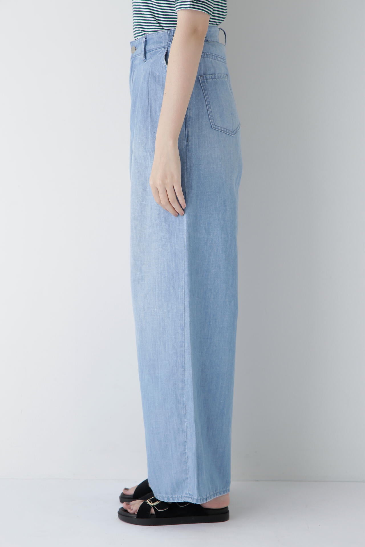 【Healthy DENIMコラボ】タックワイドデニムパンツ
