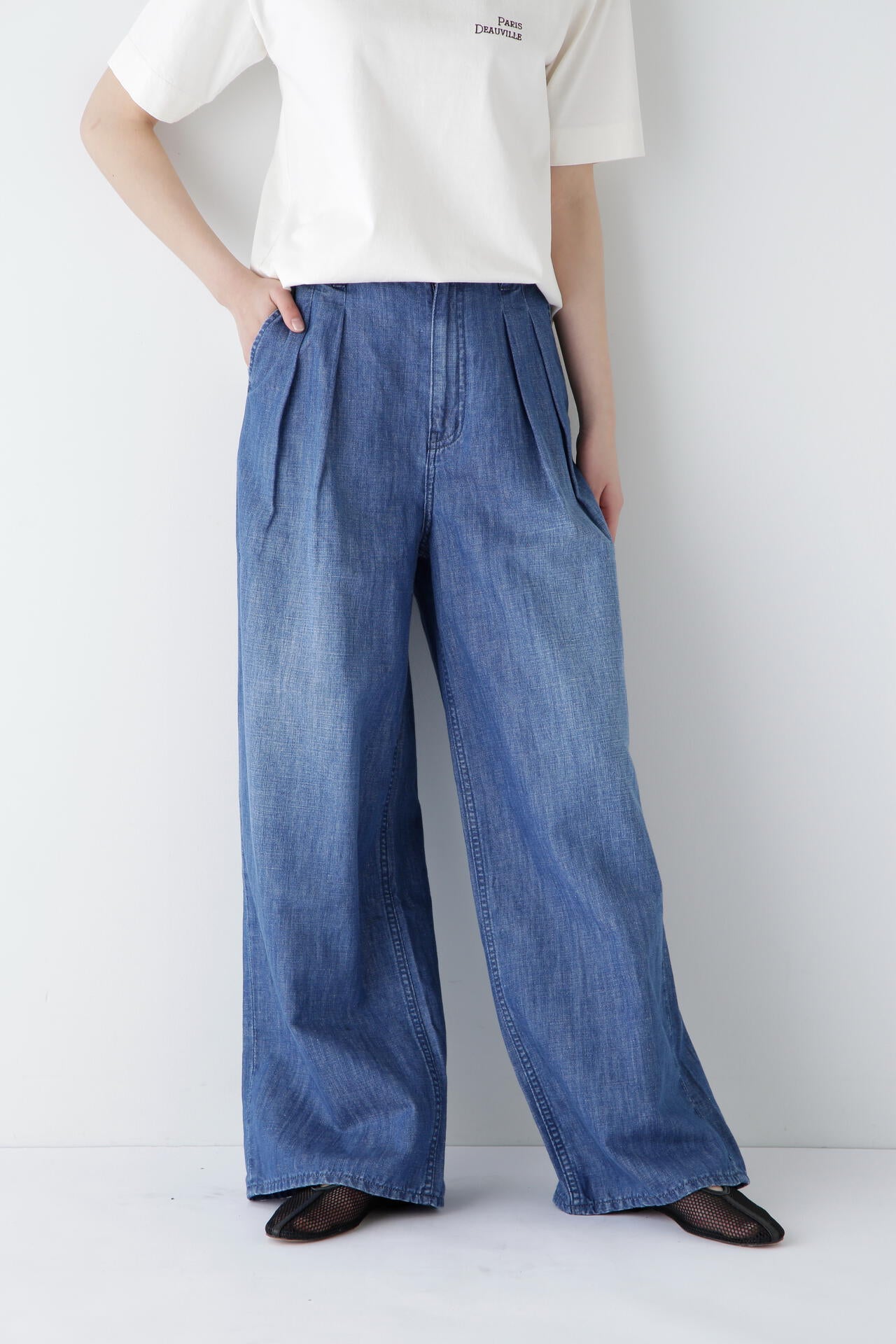【Healthy DENIMコラボ】タックワイドデニムパンツ