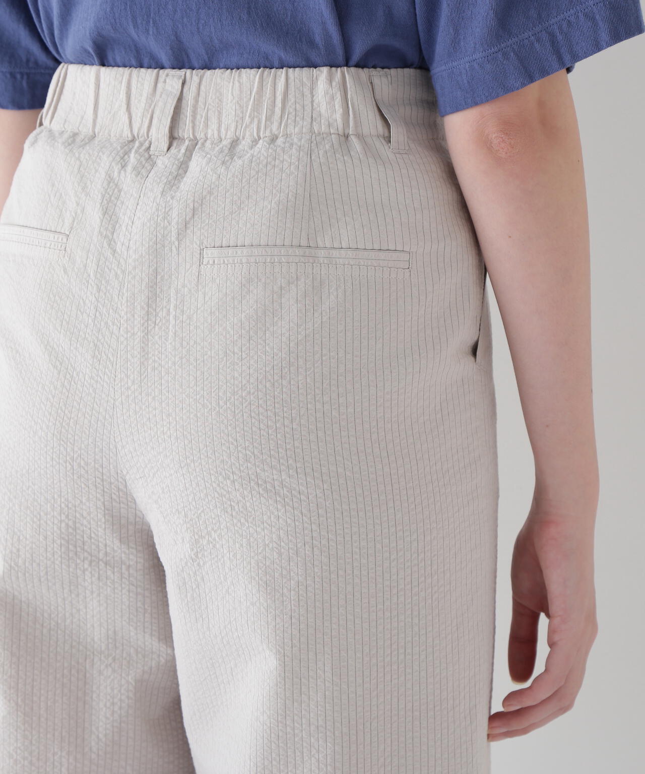 シアサッカーストライプセミワイドパンツ