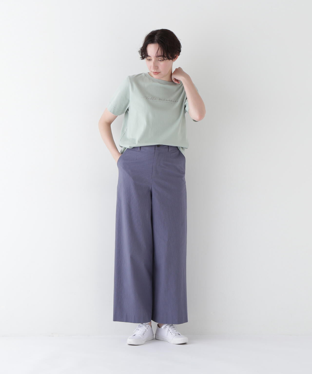 シアサッカーストライプセミワイドパンツ