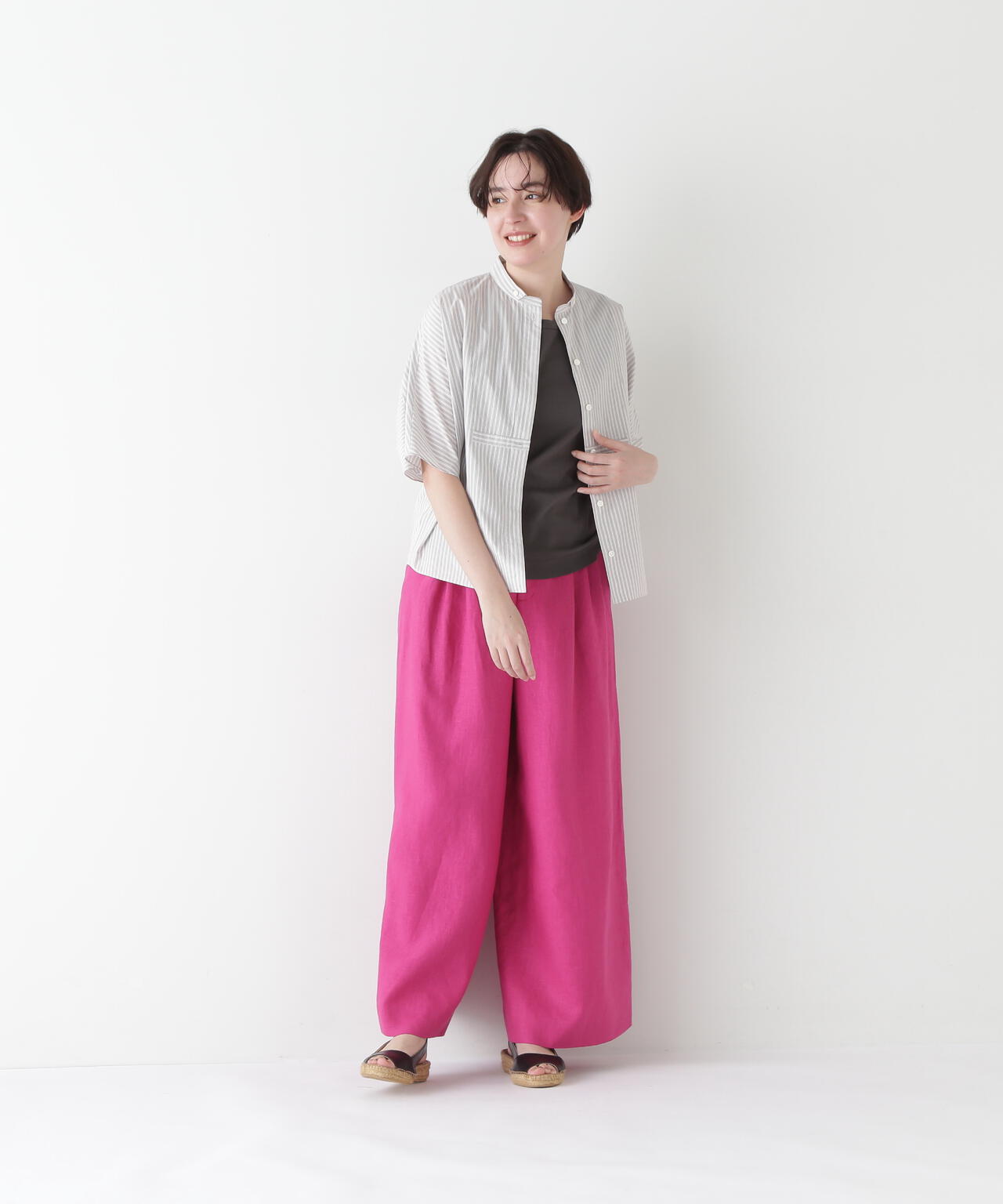 【WEB・一部店舗限定】リネンタック入りバギーパンツ