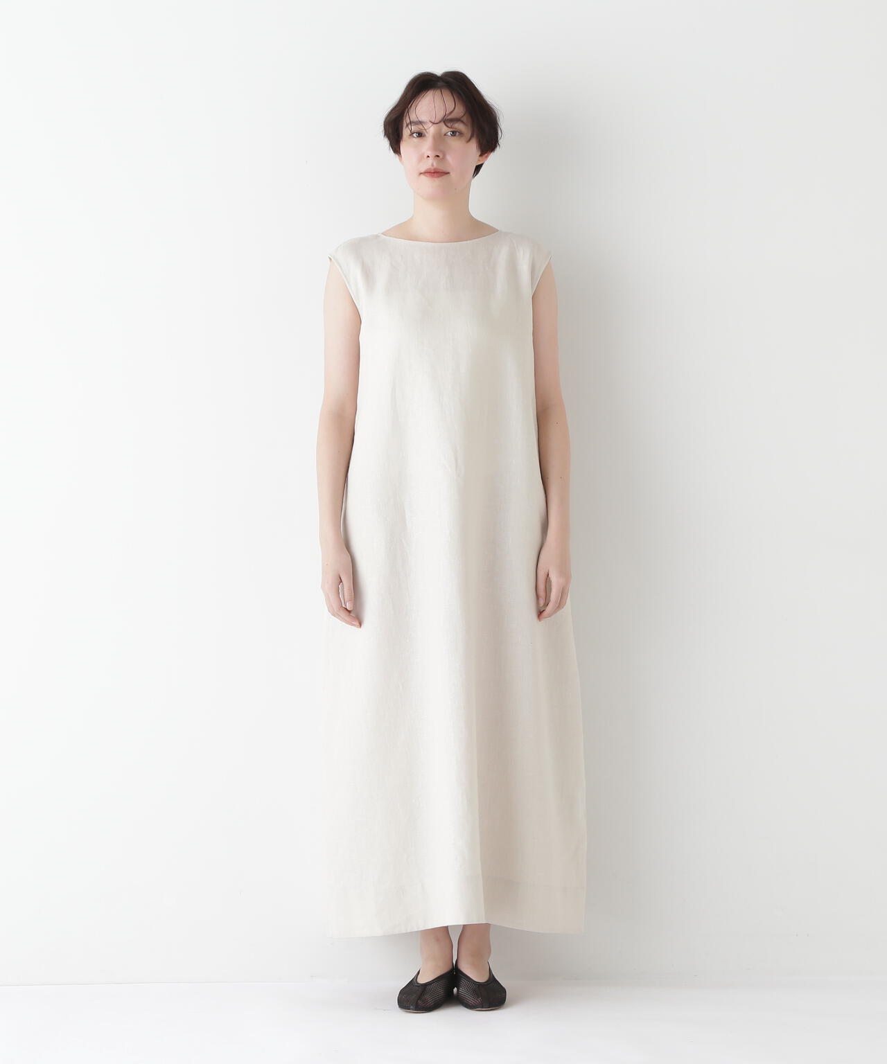【WEB・一部店舗限定】リネンボートネックロングワンピース