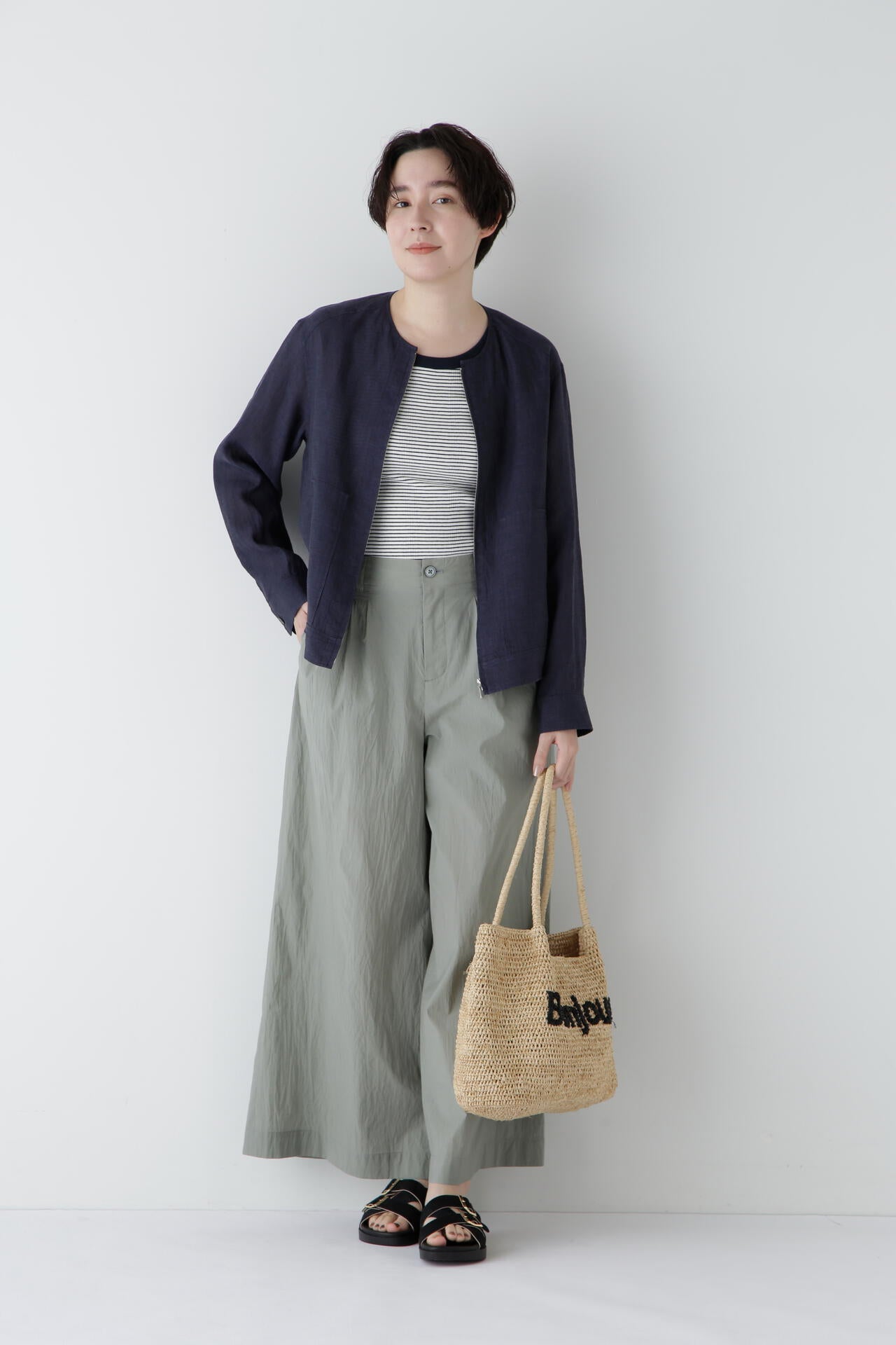 ハードマンリネンノーカラージップブルゾン