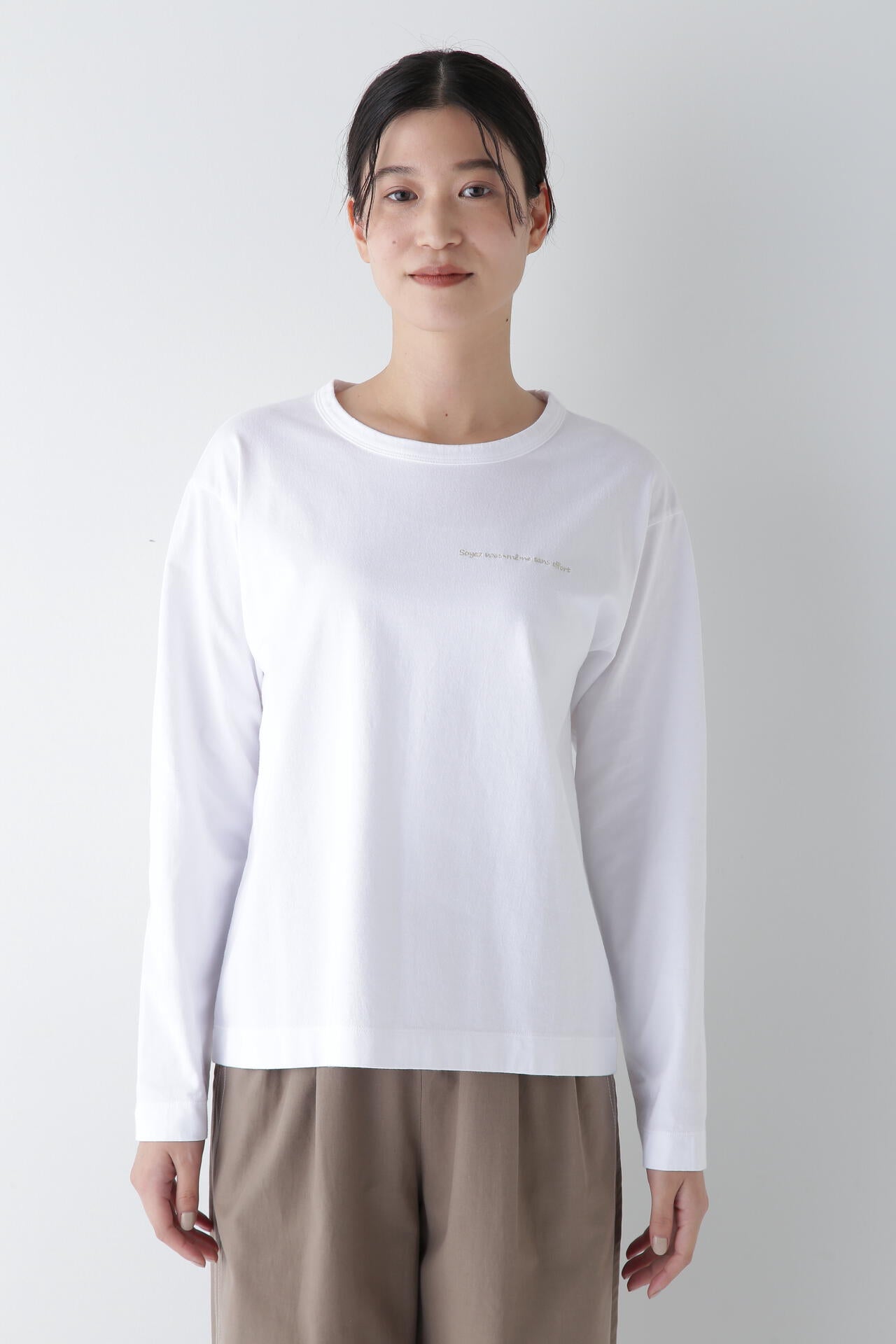 ロゴエンブロイダリーロングスリーブTシャツ
