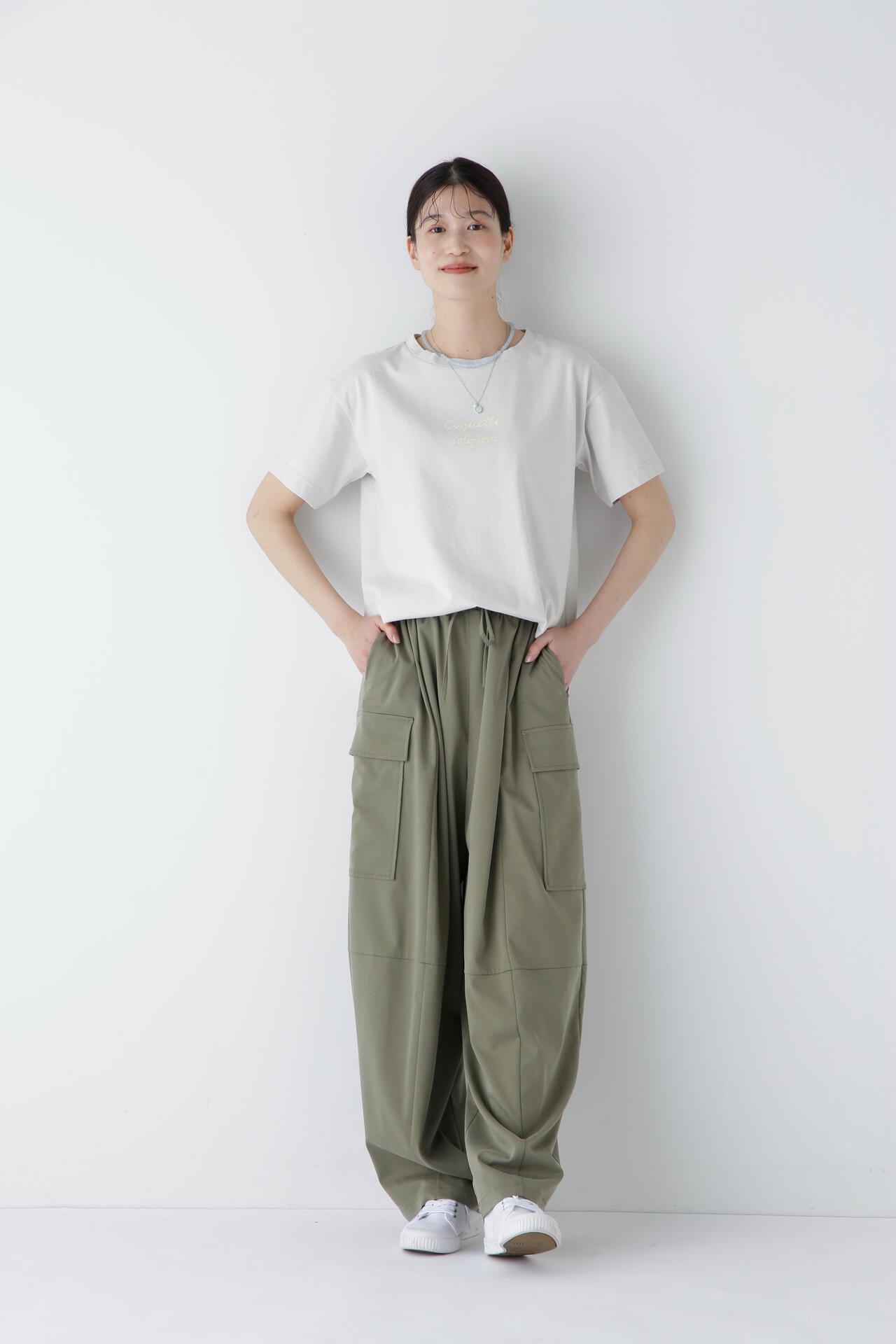 ロゴTシャツ