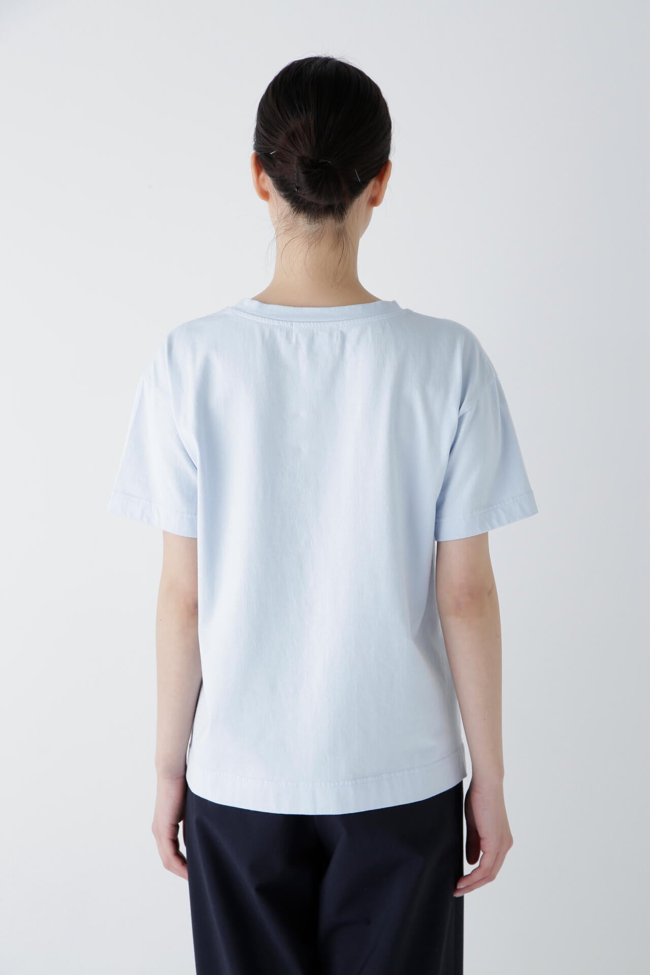 ロゴTシャツ