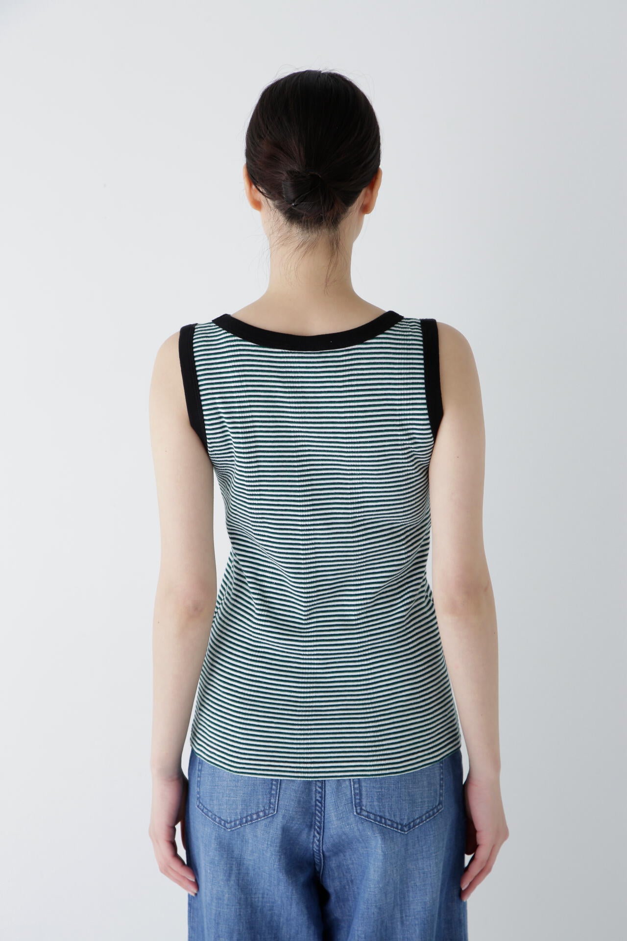 e621c6bb-5b63-595f-9dd6-334b033f8ef2_Image