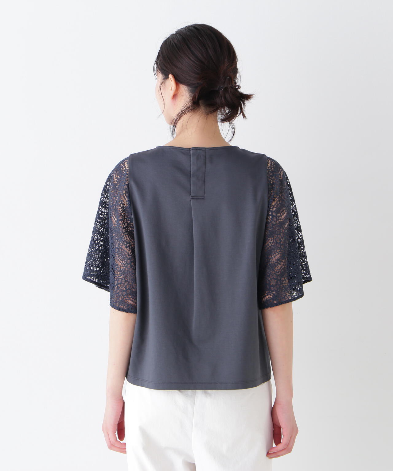 aaa0609e-36f1-5fa3-8e7b-85141cfed834_Image