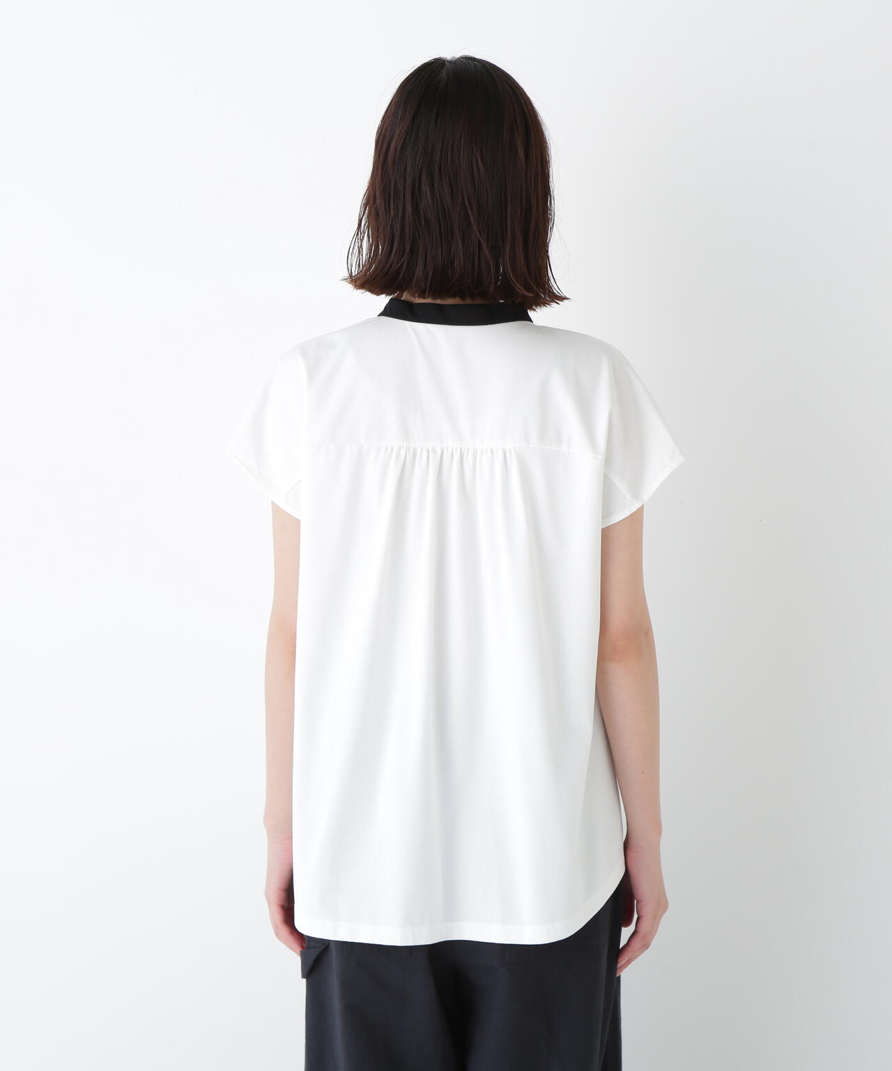 フレンチスリーブカットソークレリックブラウス