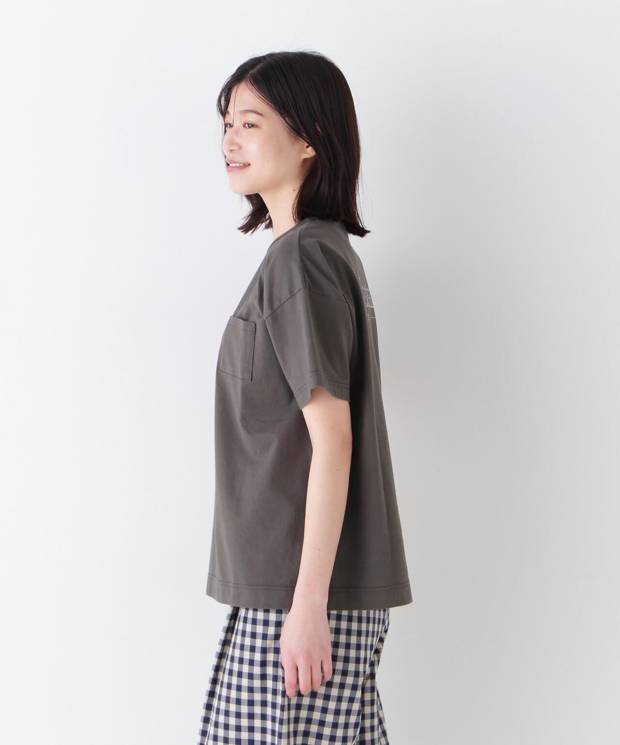 バックロゴポケットTシャツ
