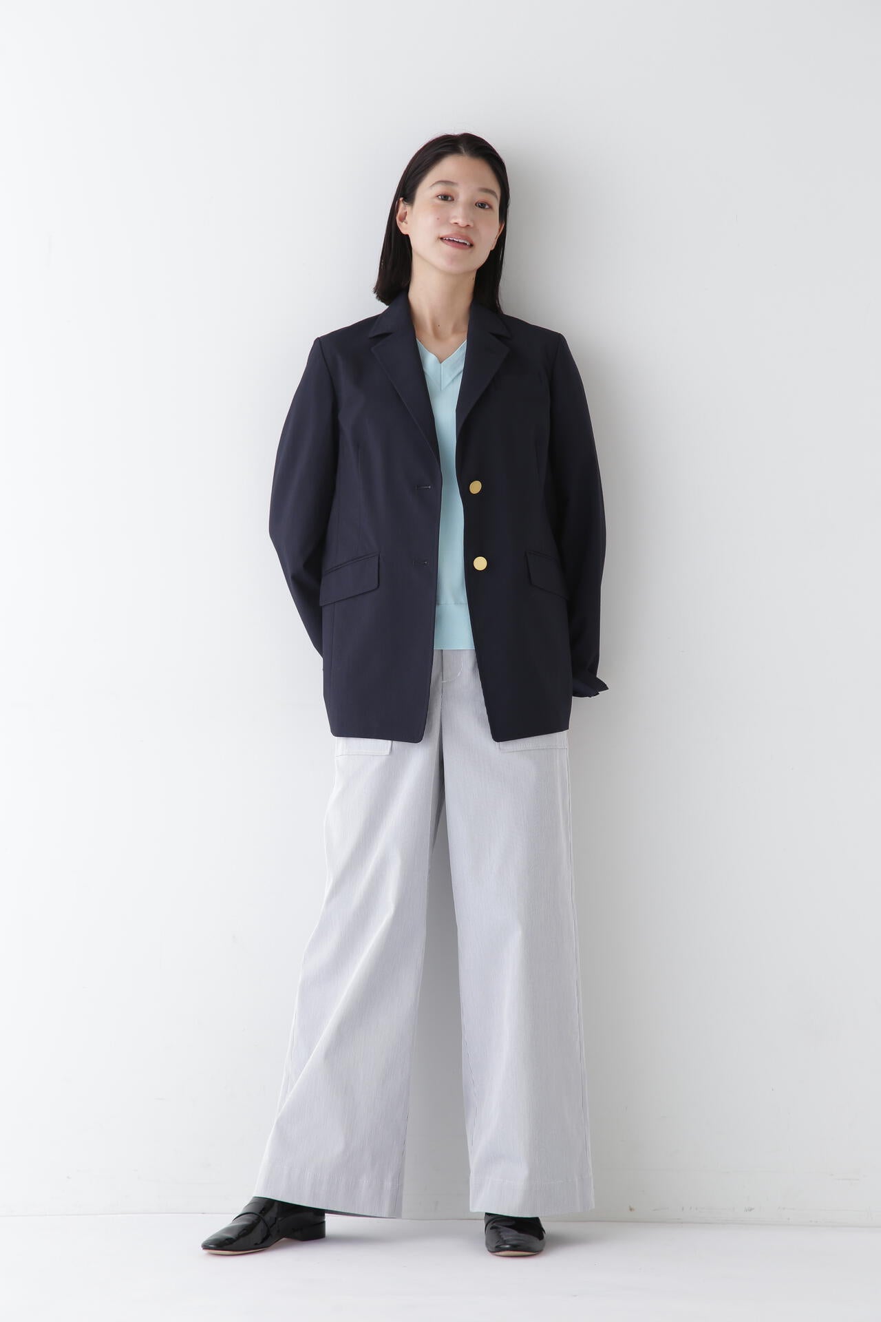 2b08a29d-ee60-5b2a-b81d-e88560ff6f36_Image