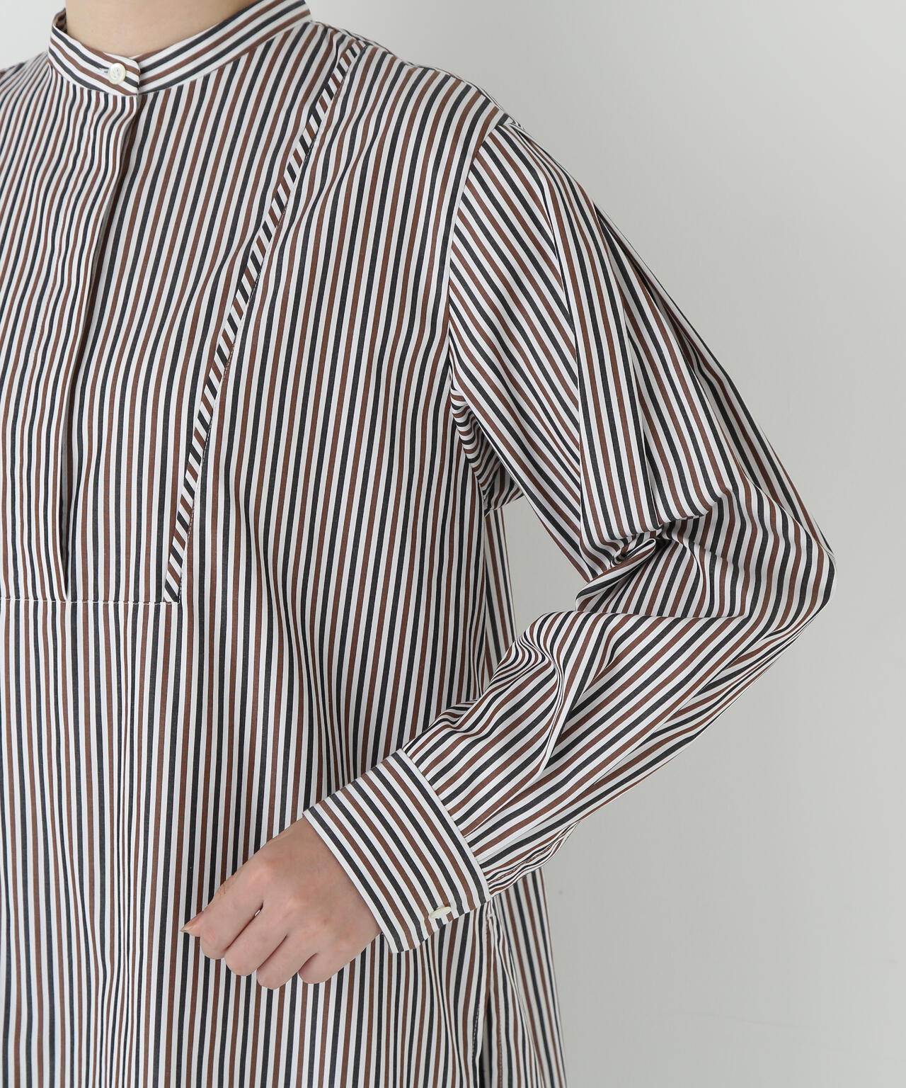 ストライプオーバーブラウス