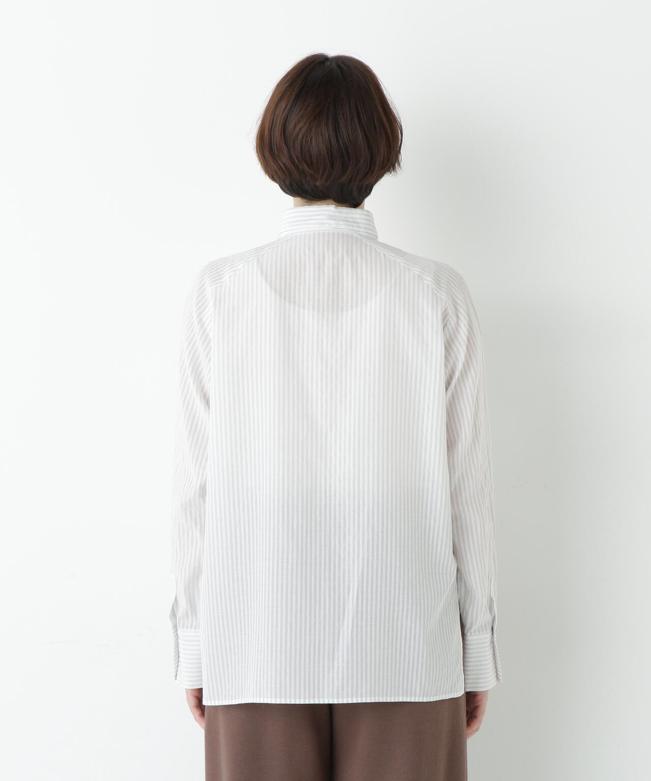 ストライプローンハイネックシャツ