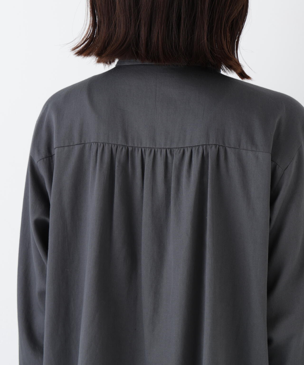 ピンタックバンドカラーブラウス