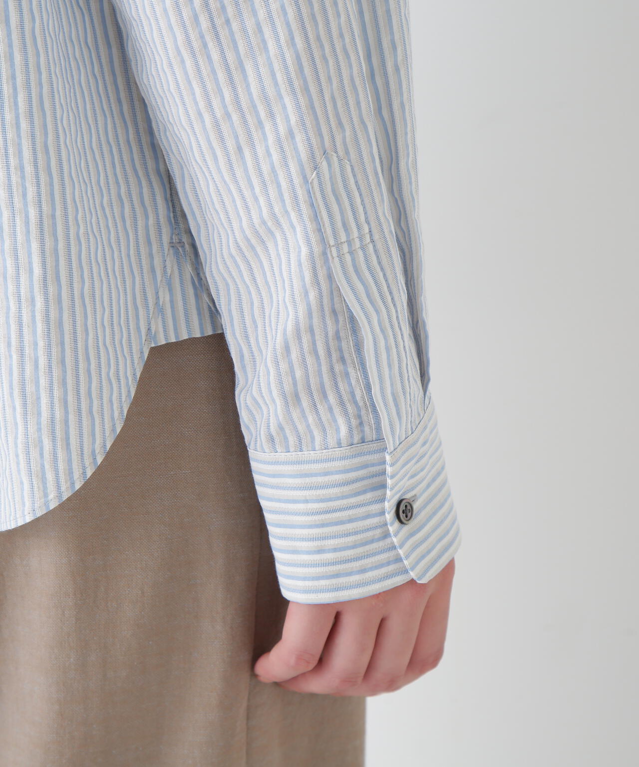 パナマサッカーストライプシャツブラウス