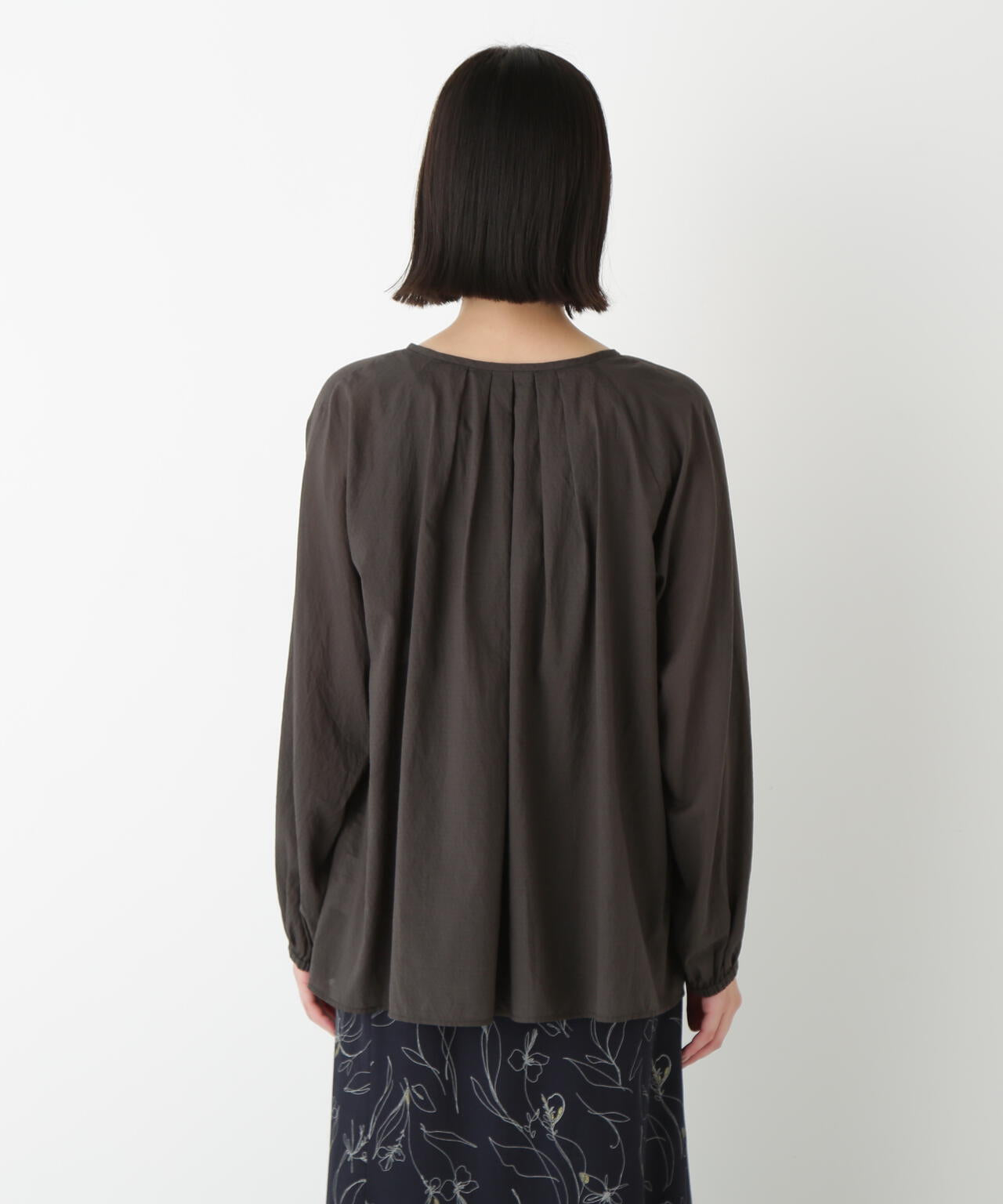 ダイヤドットギャザーブラウス