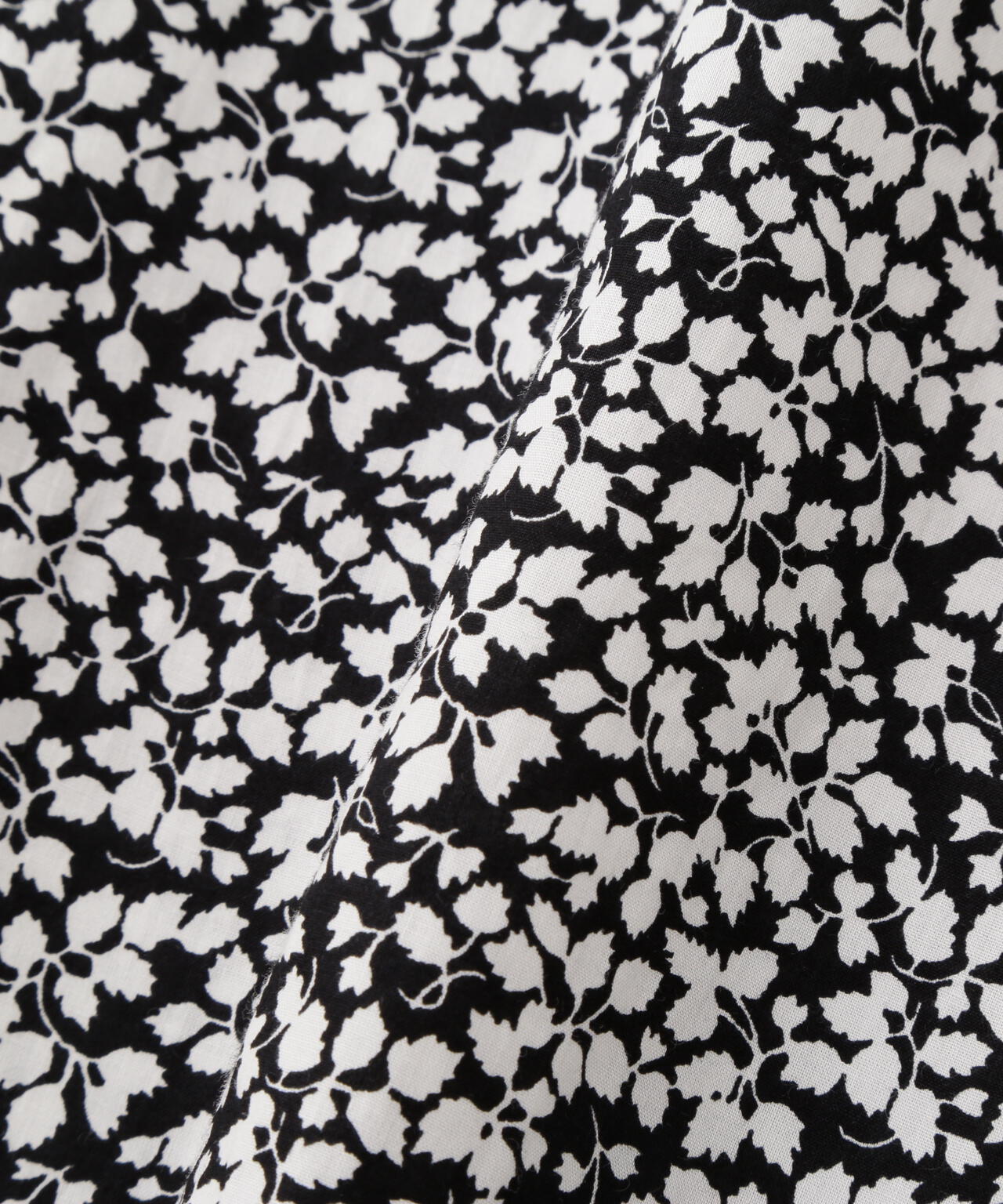 リバティプリントベーシックカラーシャツ