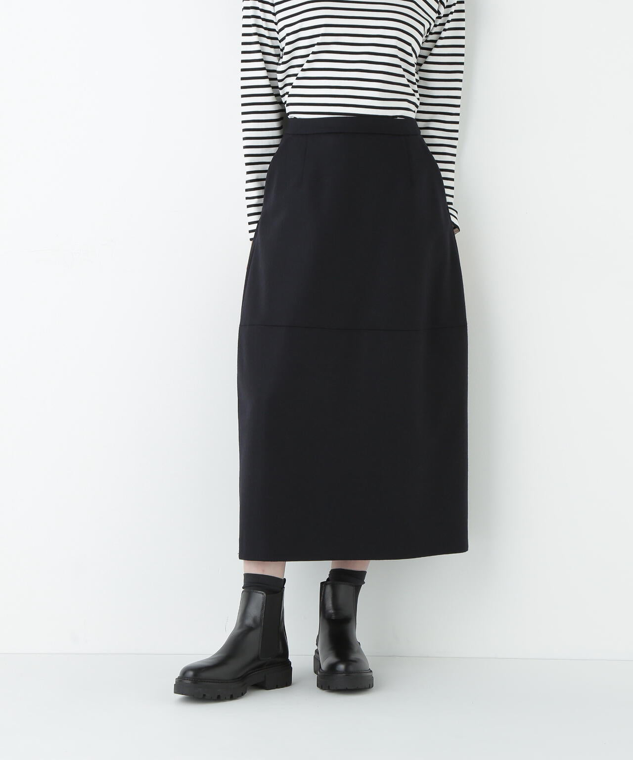 ウールサキソニーコクーンスカート