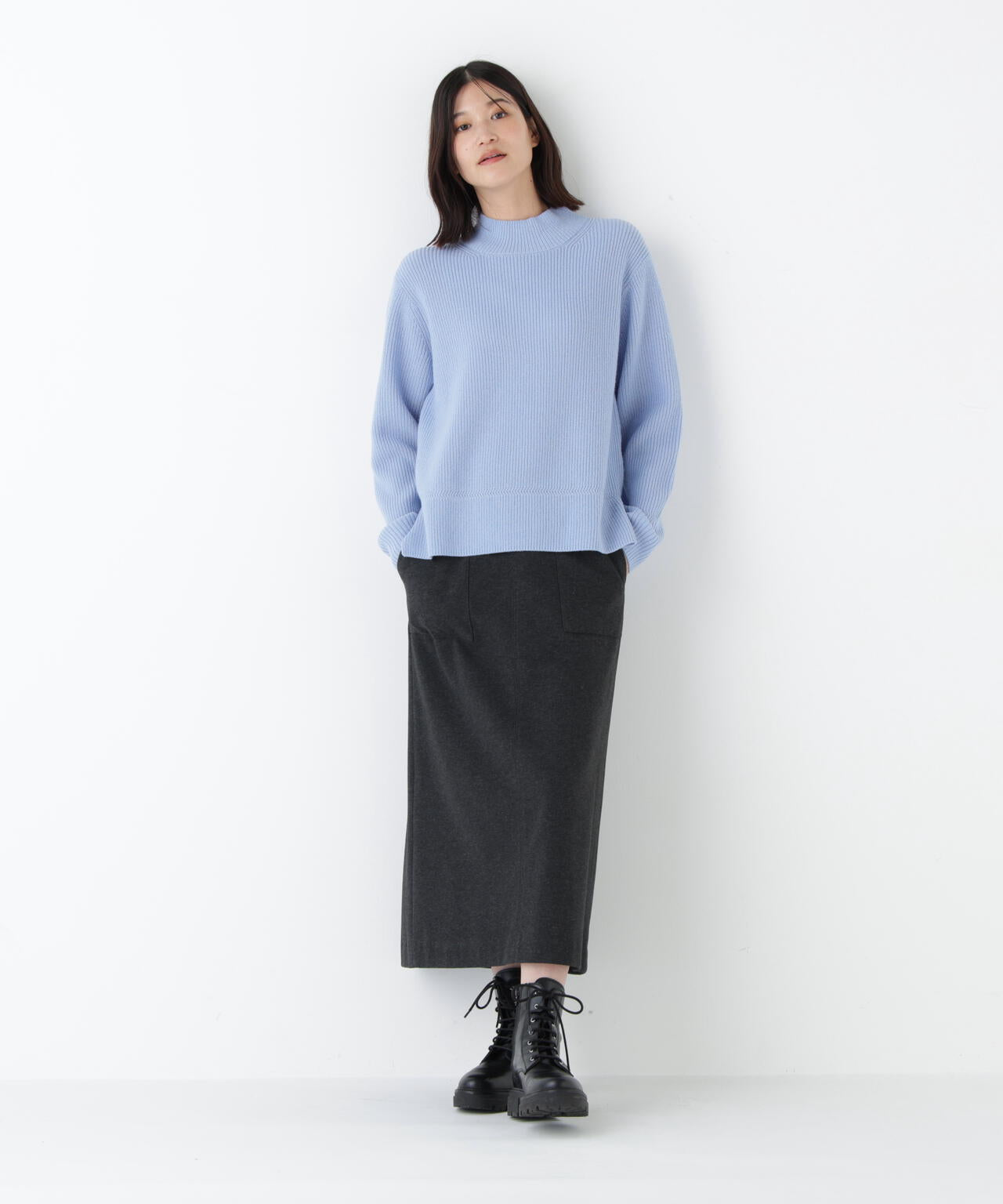ニードルパンチスカート