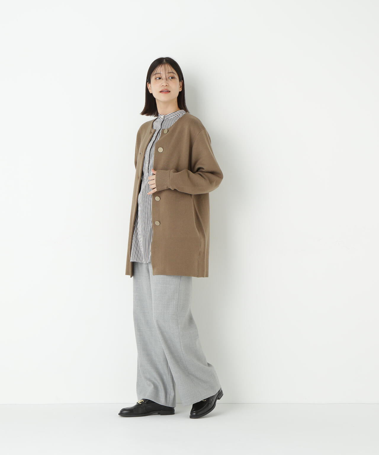 ライトフラノウォッシャブルセミワイドパンツ