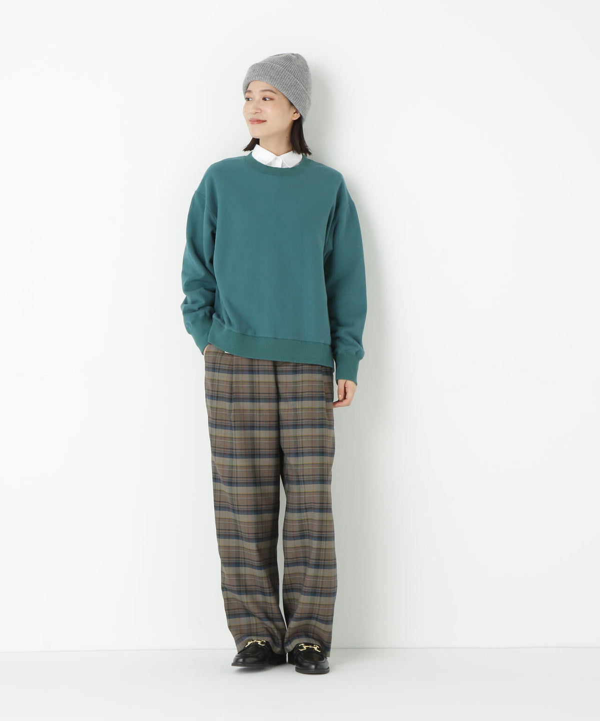 先染めチェックタックセミワイドパンツ