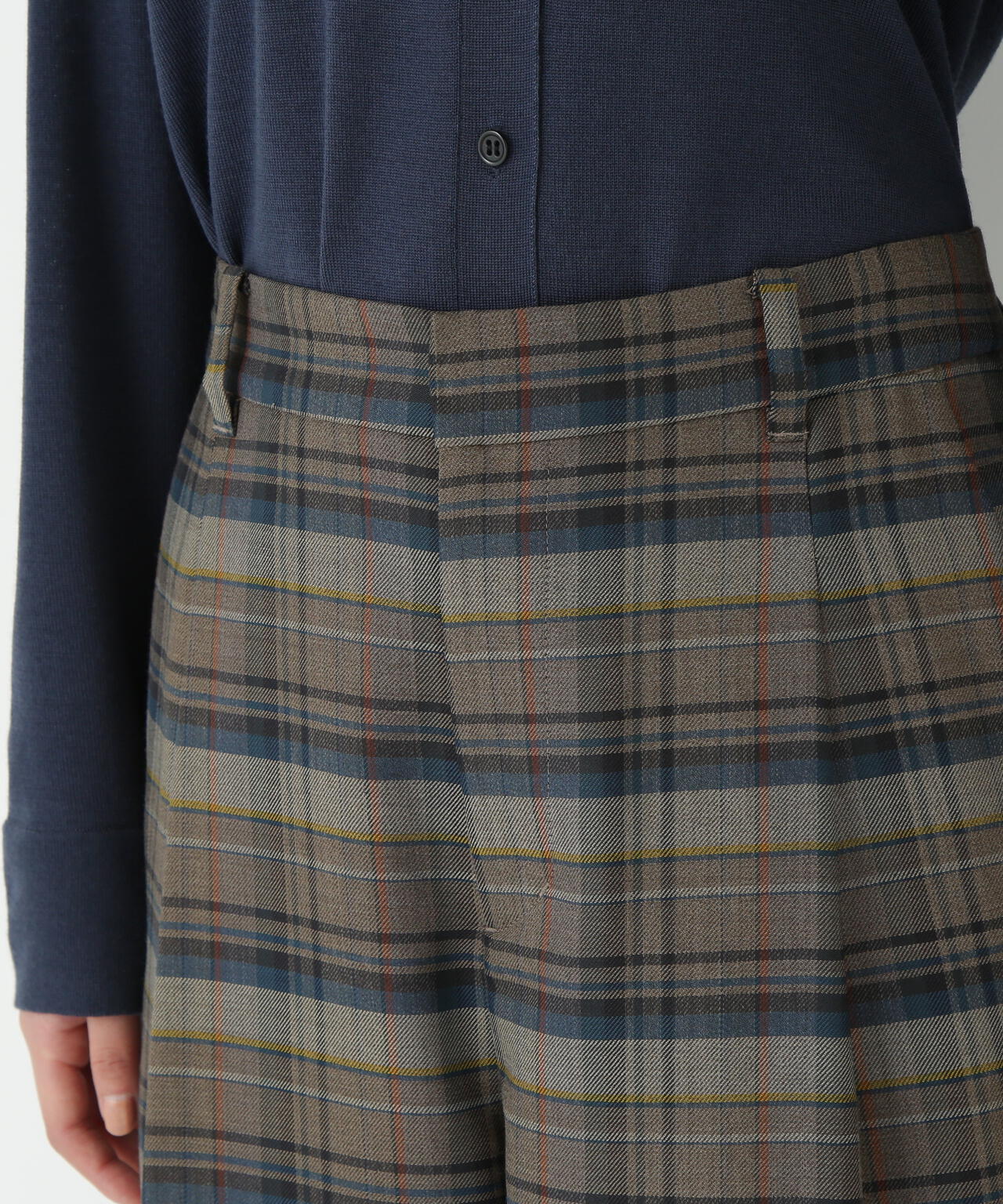 先染めチェックタックセミワイドパンツ