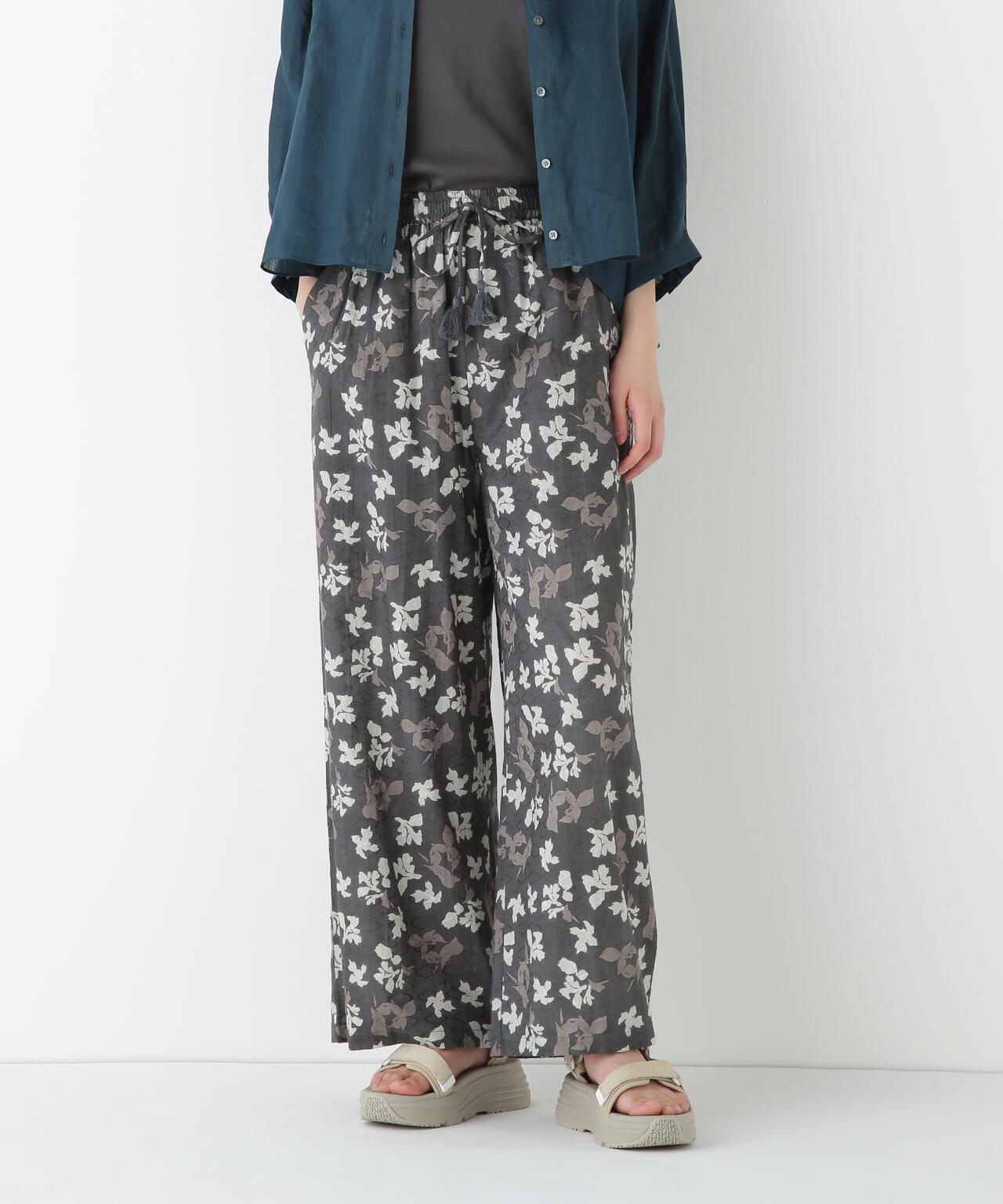 インドドビーリーフプリントイージーセミワイドパンツ