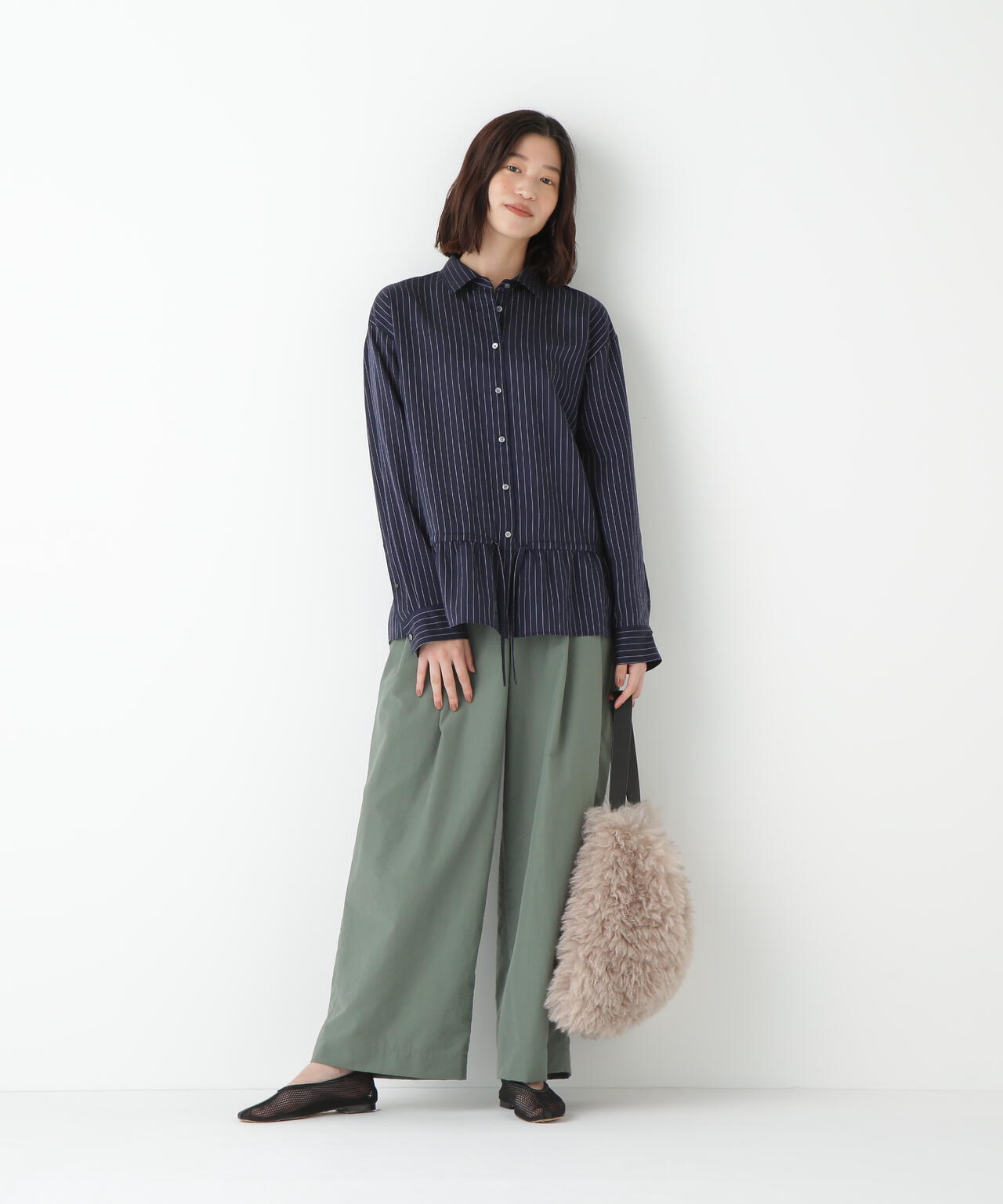 綿ナイロンタッサータックワイドパンツ