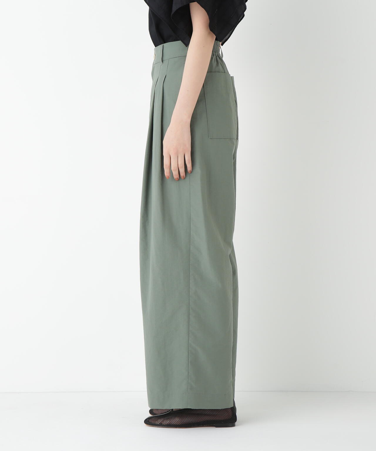 綿ナイロンタッサータックワイドパンツ