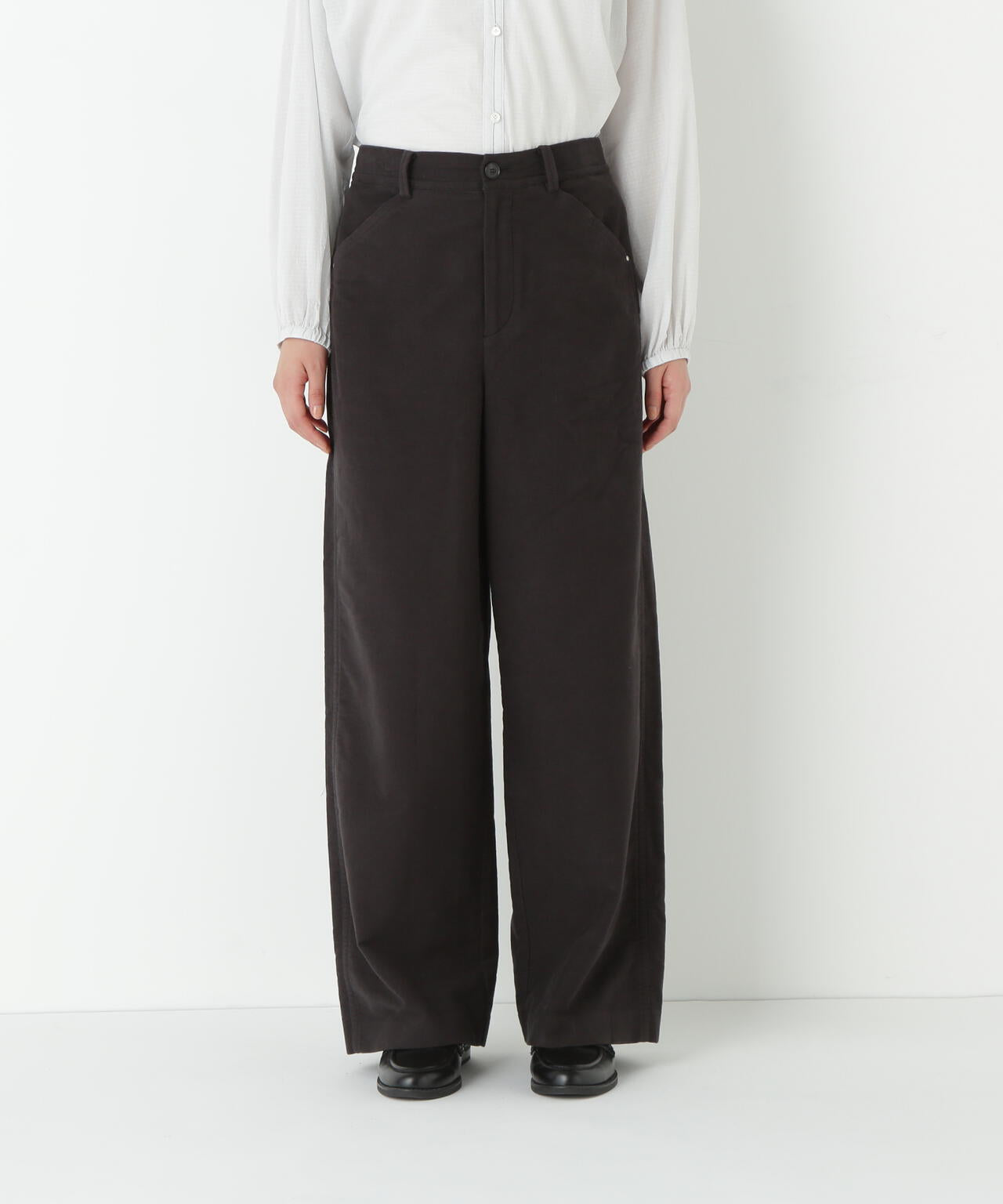 ストレッチエアリードットコードセミワイドパンツ