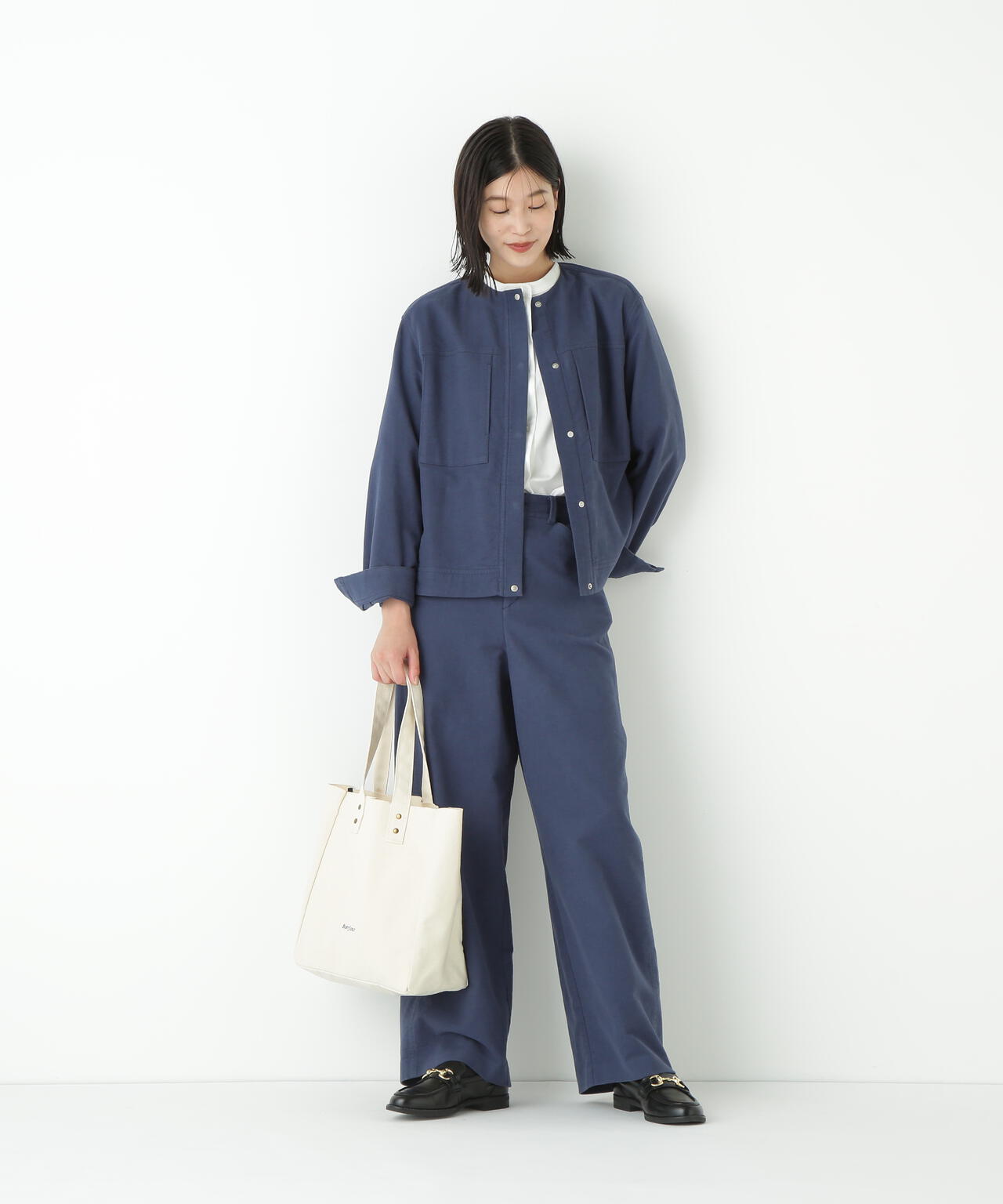 ストレッチエアリードットコードセミワイドパンツ