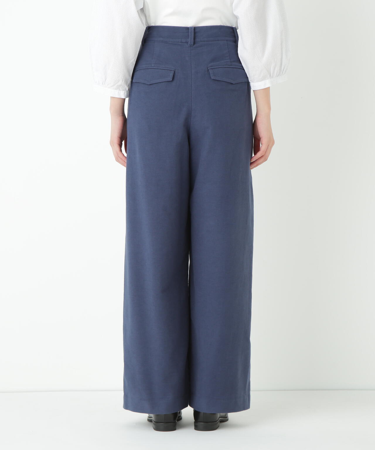 ストレッチエアリードットコードセミワイドパンツ