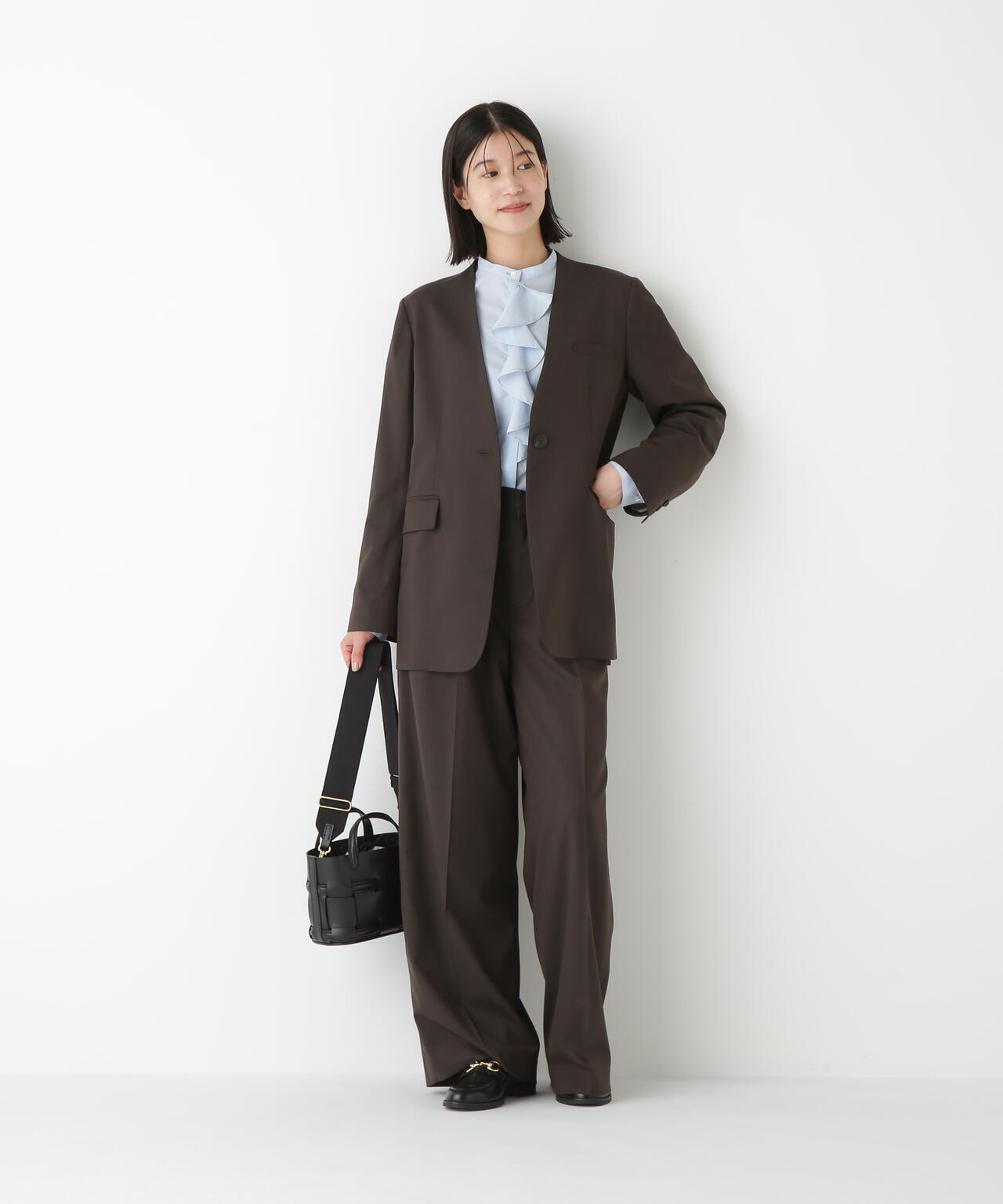 ダブルタックバギーパンツ