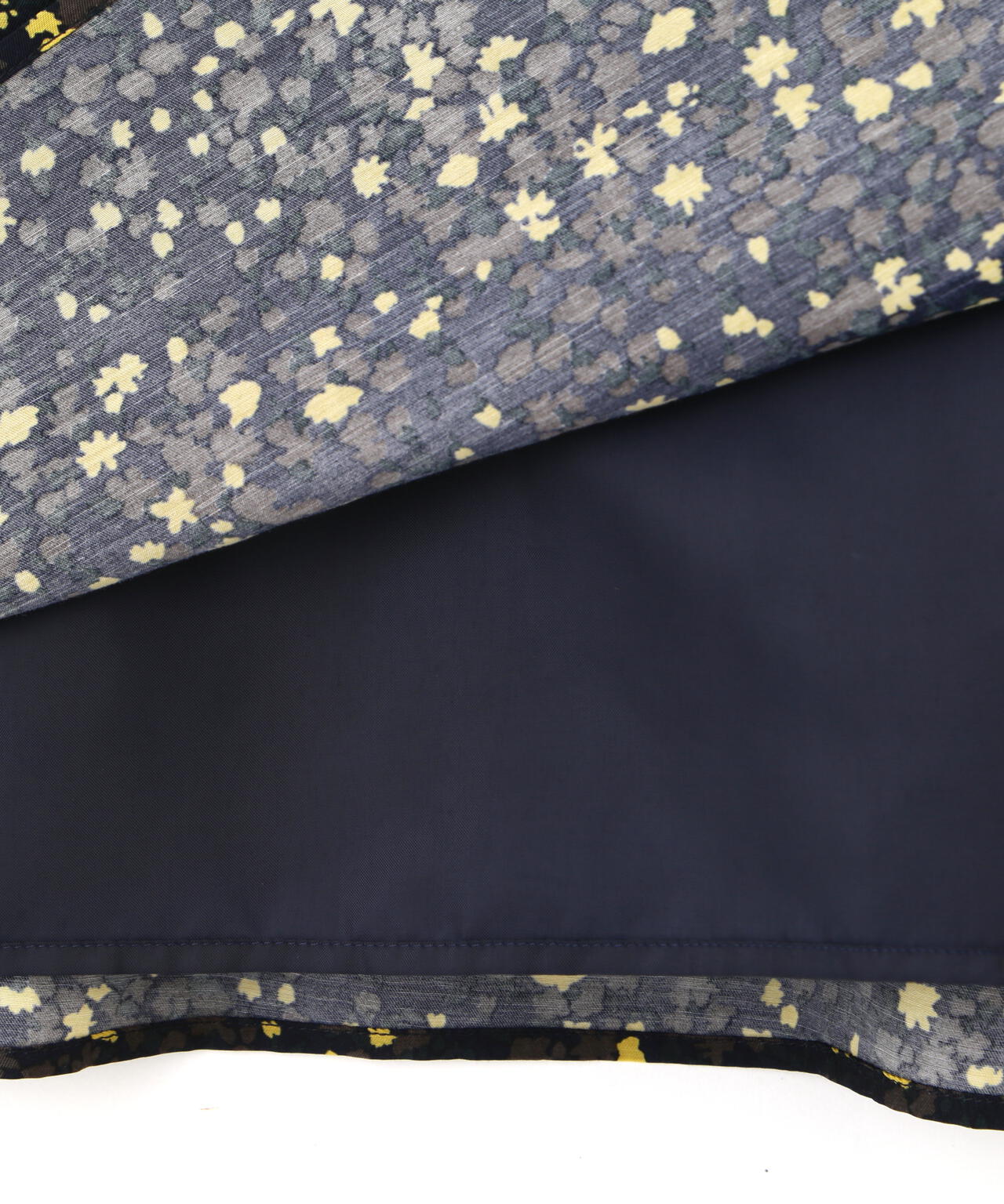 プチフラワープリントブラウジングバンドカラーワンピース