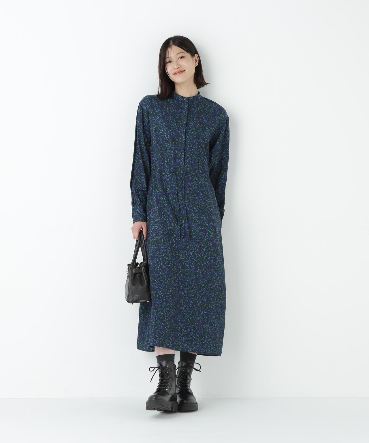 プチフラワープリントブラウジングバンドカラーワンピース