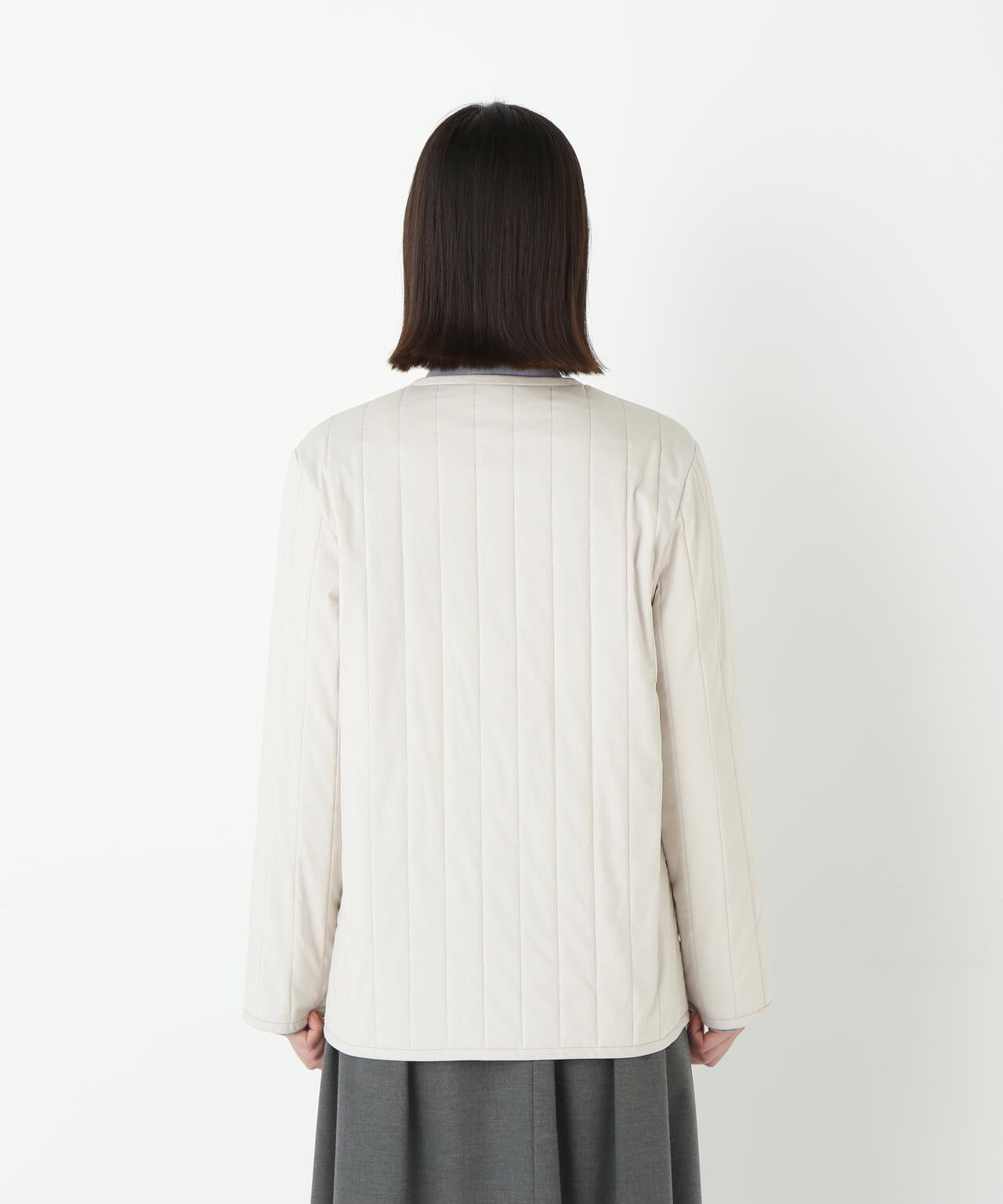 バーティカルキルティングノーカラージャケット