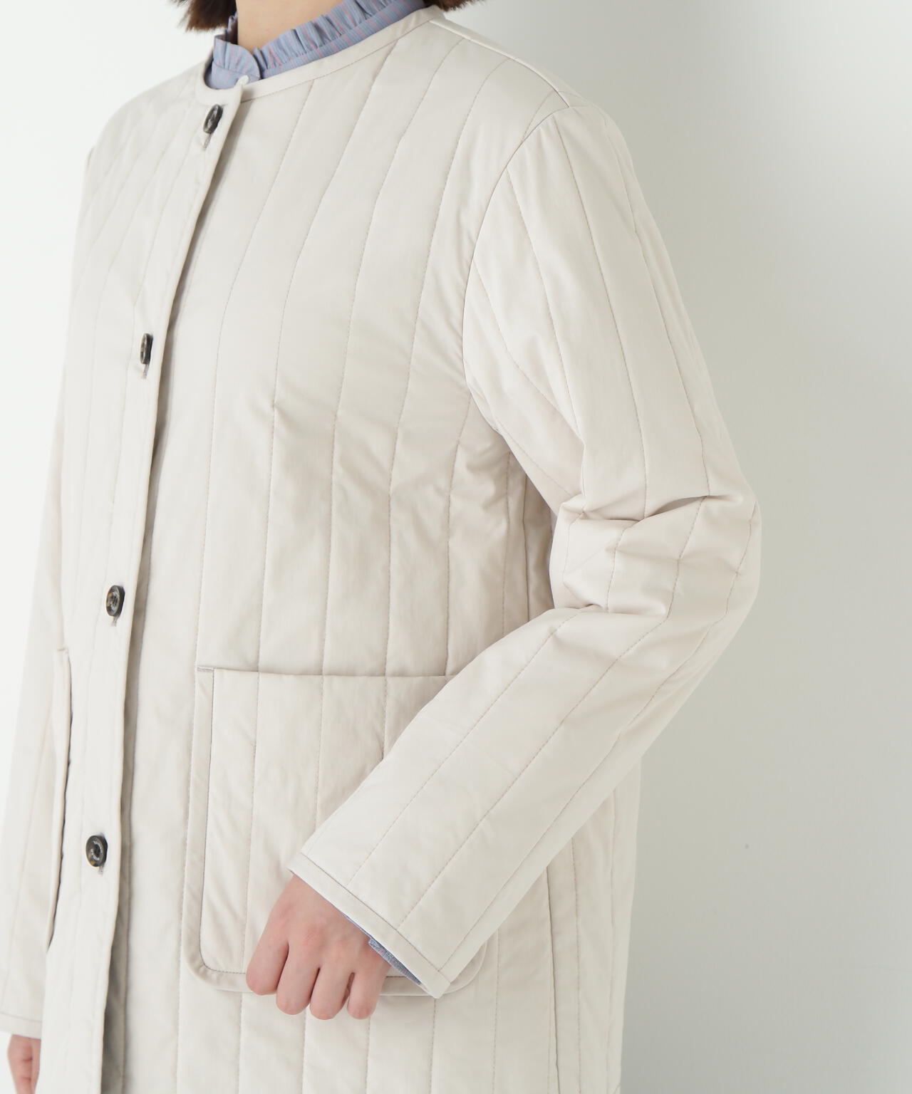 バーティカルキルティングノーカラージャケット