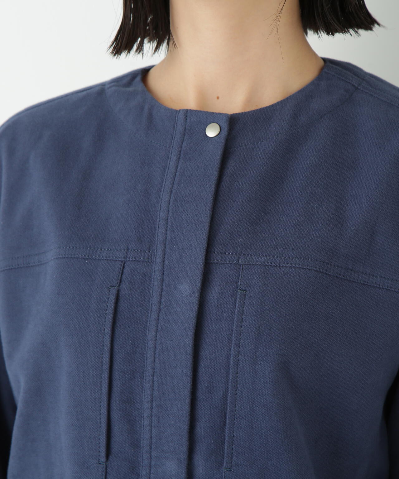 ストレッチエアリードットコードノーカラーブルゾン