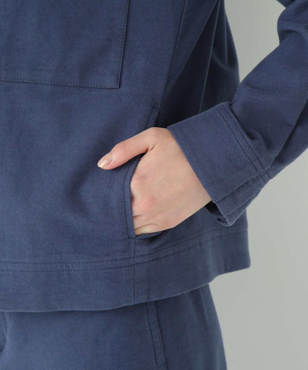 ストレッチエアリードットコードノーカラーブルゾン