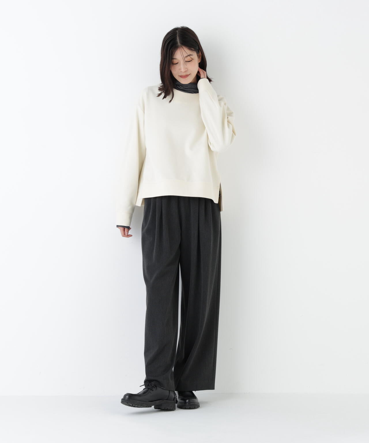 ≪洗える≫ニードルパンチクルーネックプルオーバー