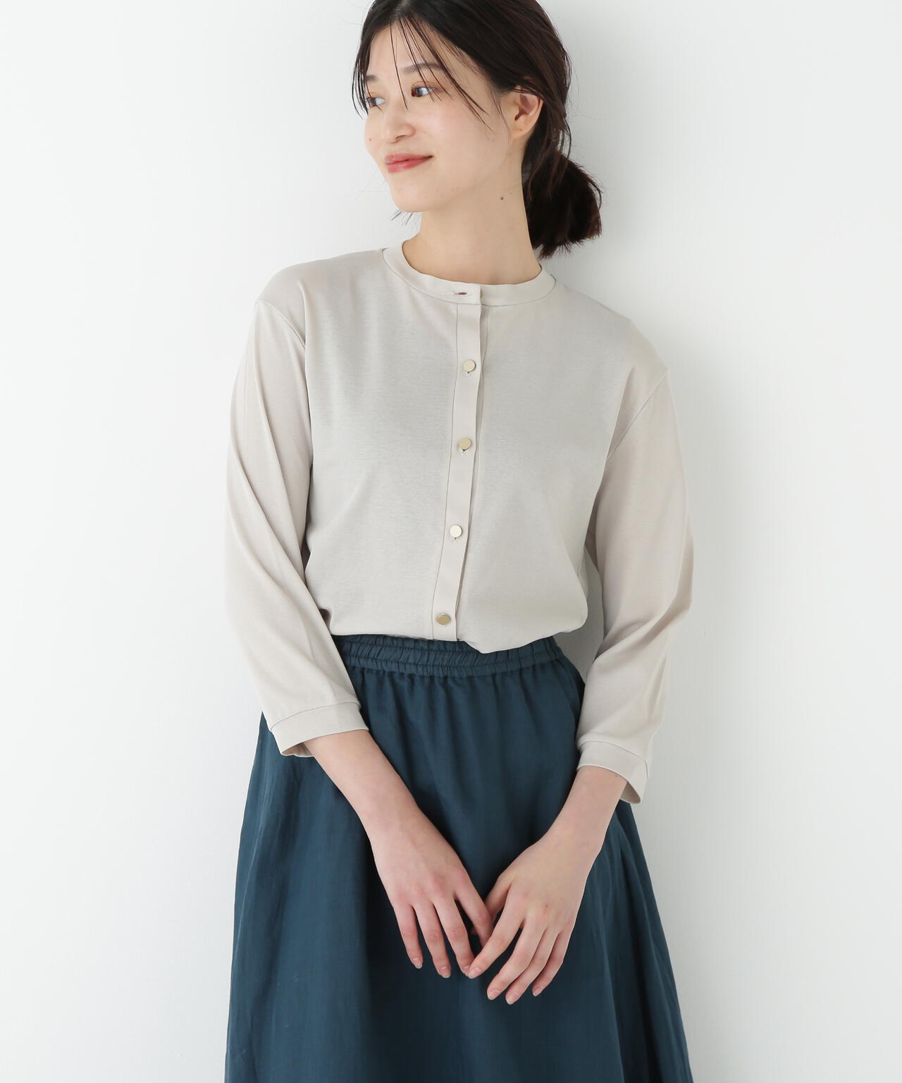 クルーネックフライスカットソーカーディガン