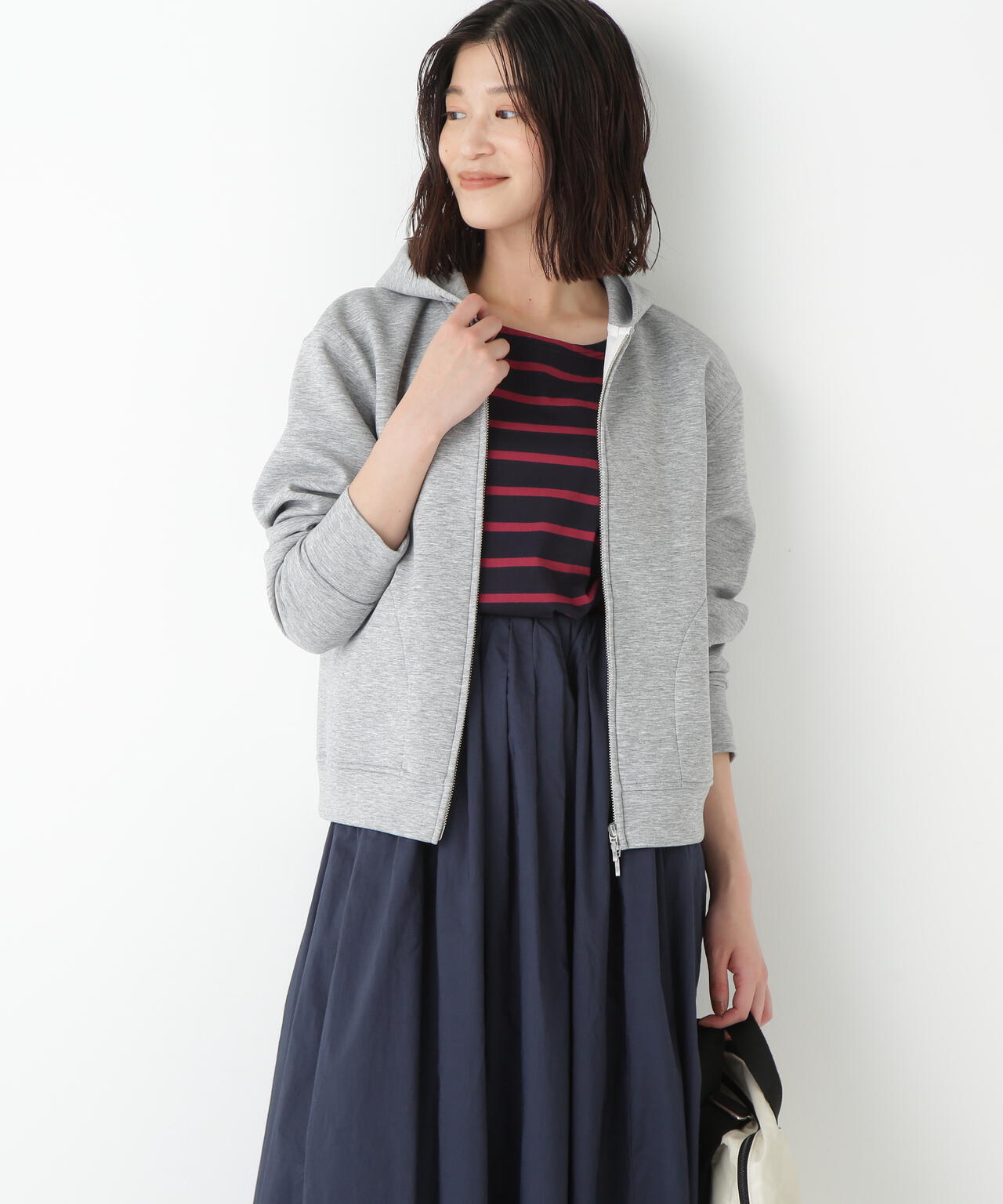 クッションダンボールジップパーカー