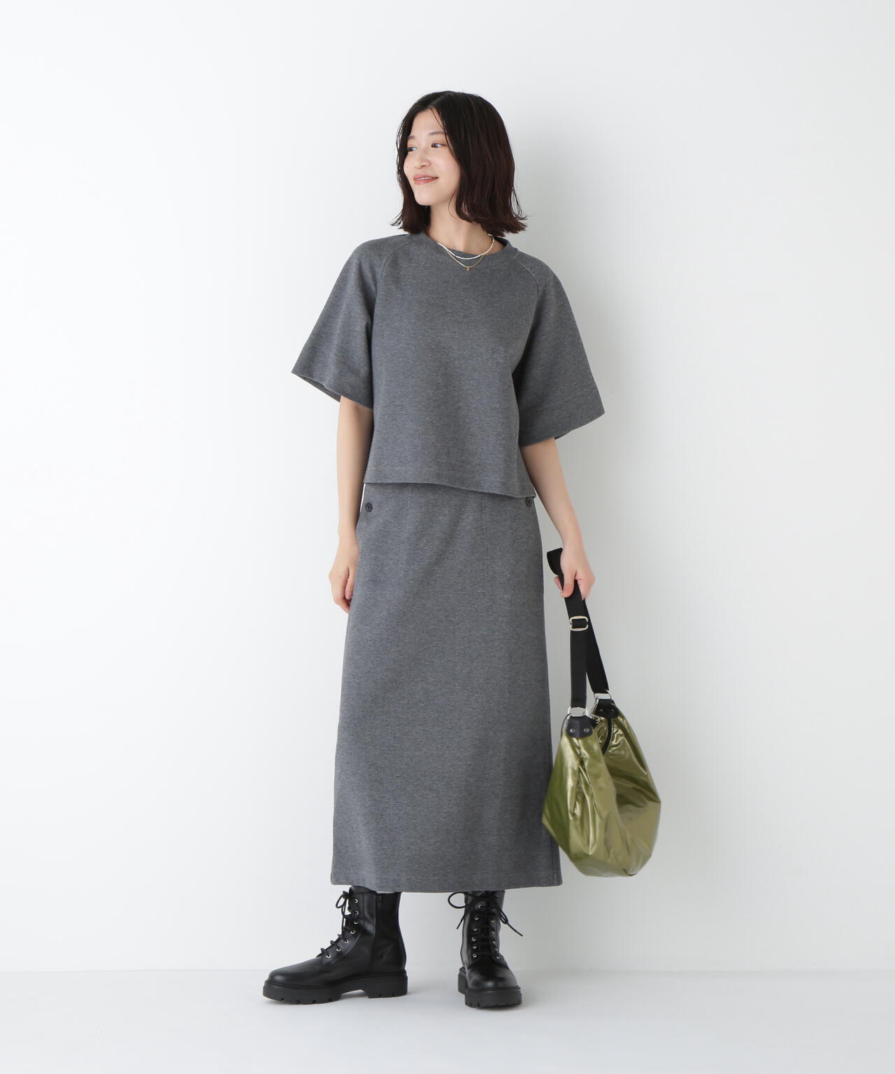 ダンボールラグランスリーブプルオーバー