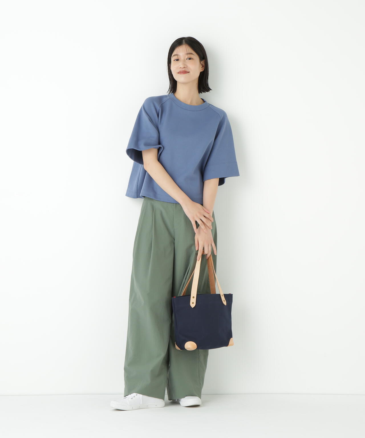 ダンボールラグランスリーブプルオーバー